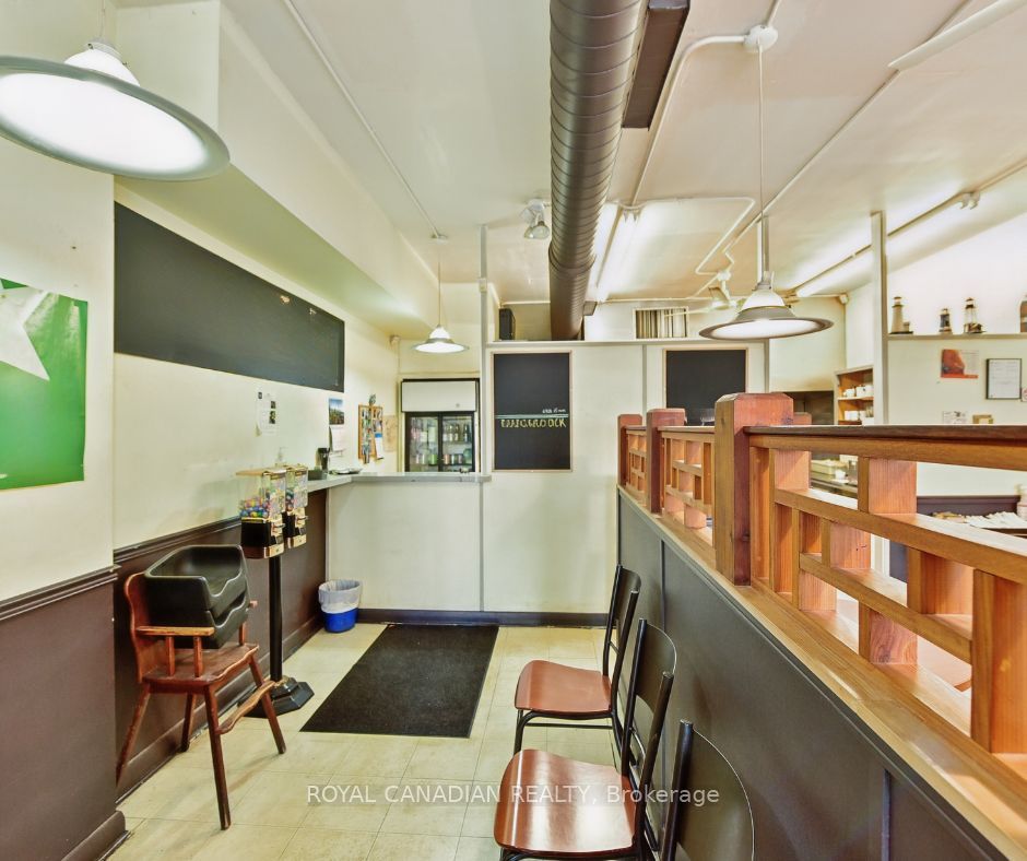 1848 Lakeshore Road Property Photo 30