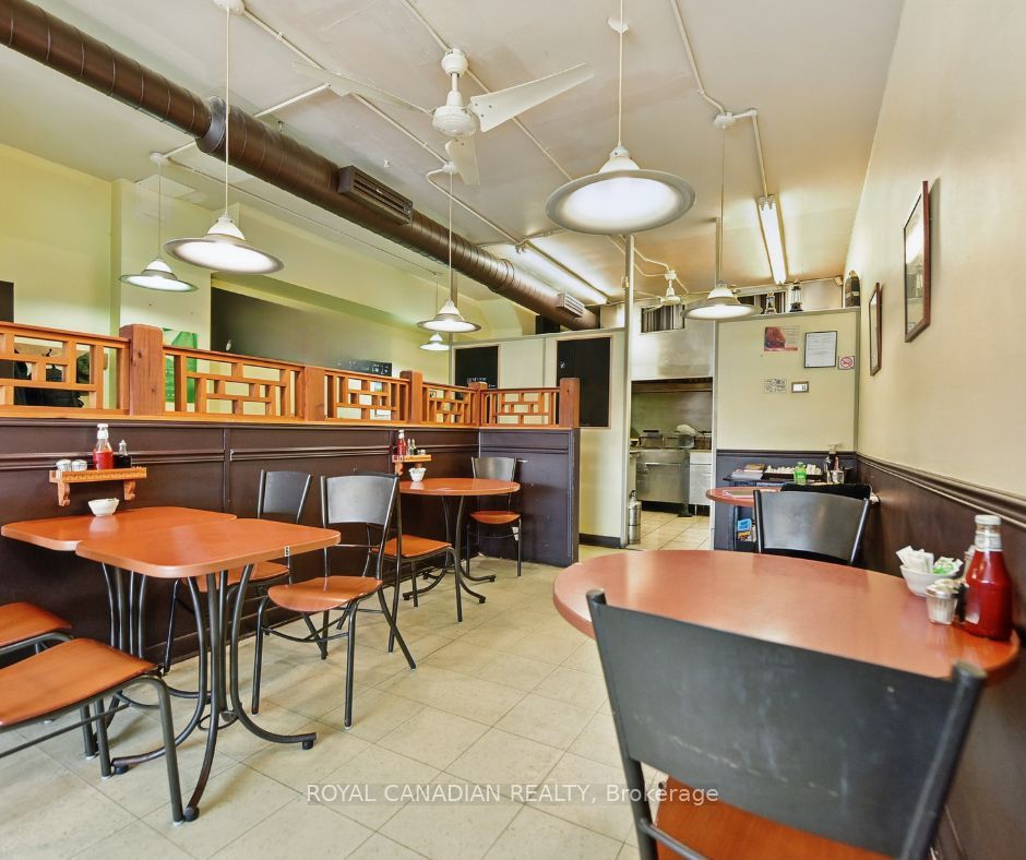 1848 Lakeshore Road Property Photo 32