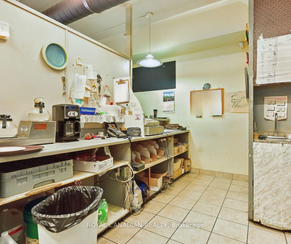 1848 Lakeshore Road Property Photo 37