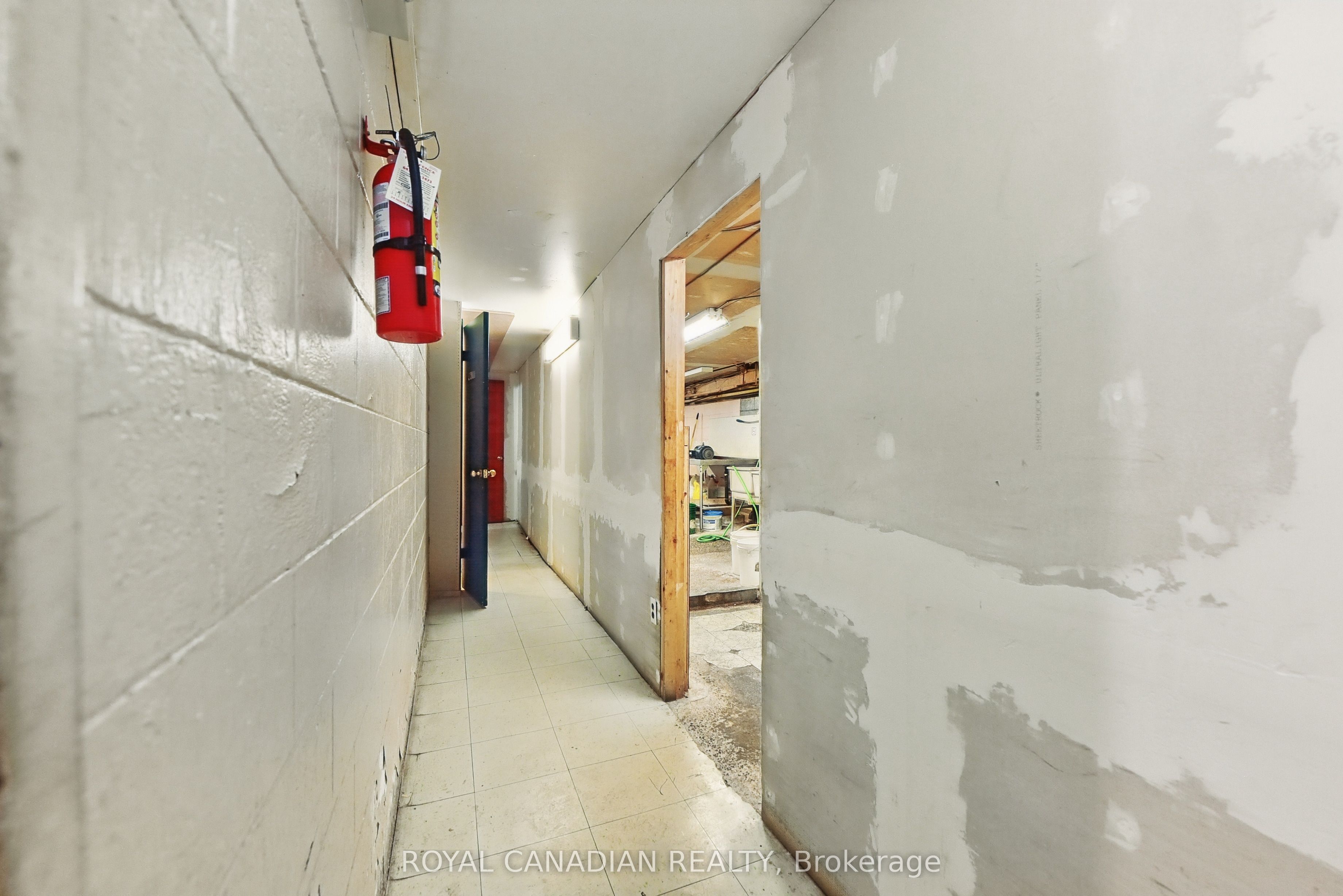 1848 Lakeshore Road Property Photo 42