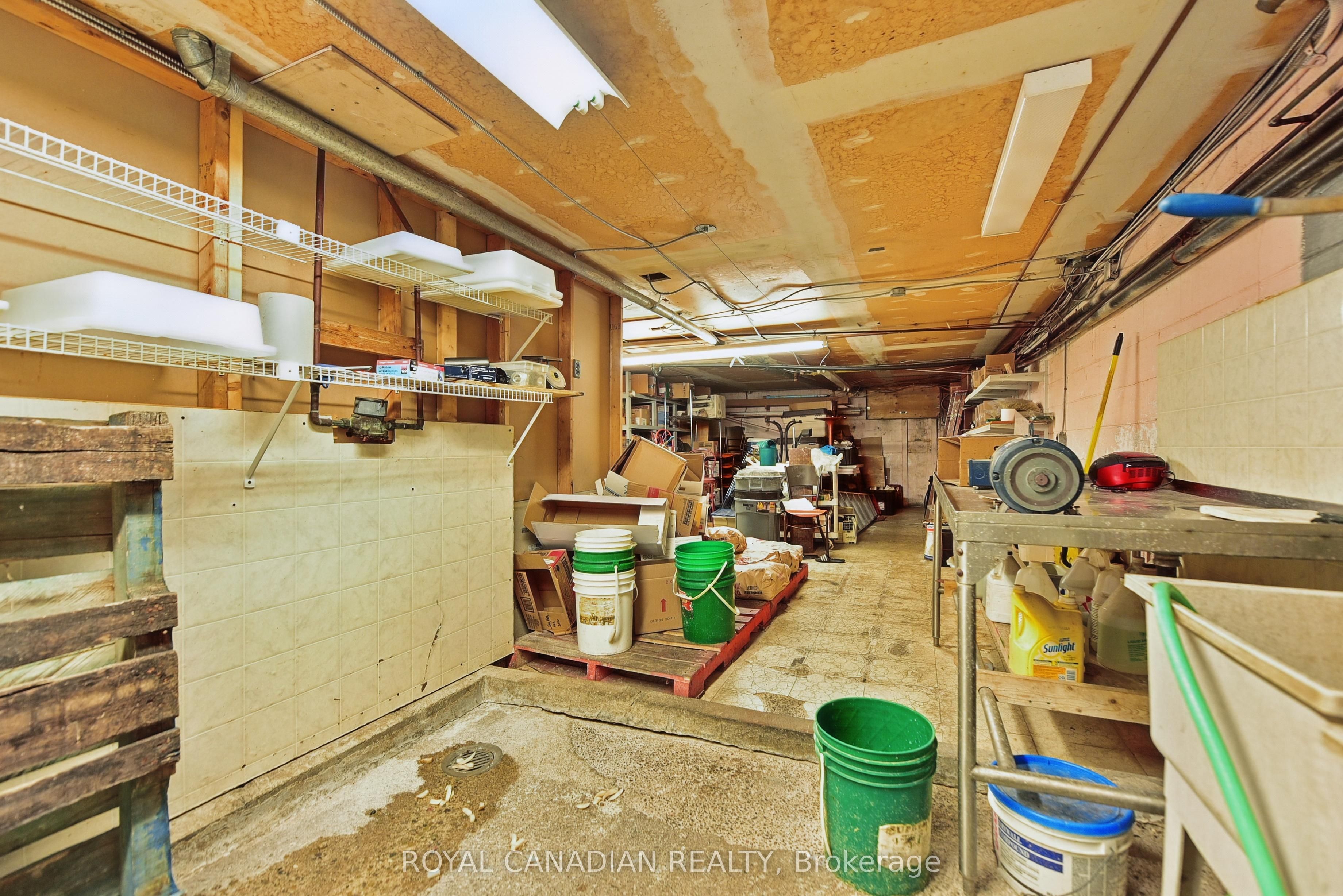 1848 Lakeshore Road Property Photo 43
