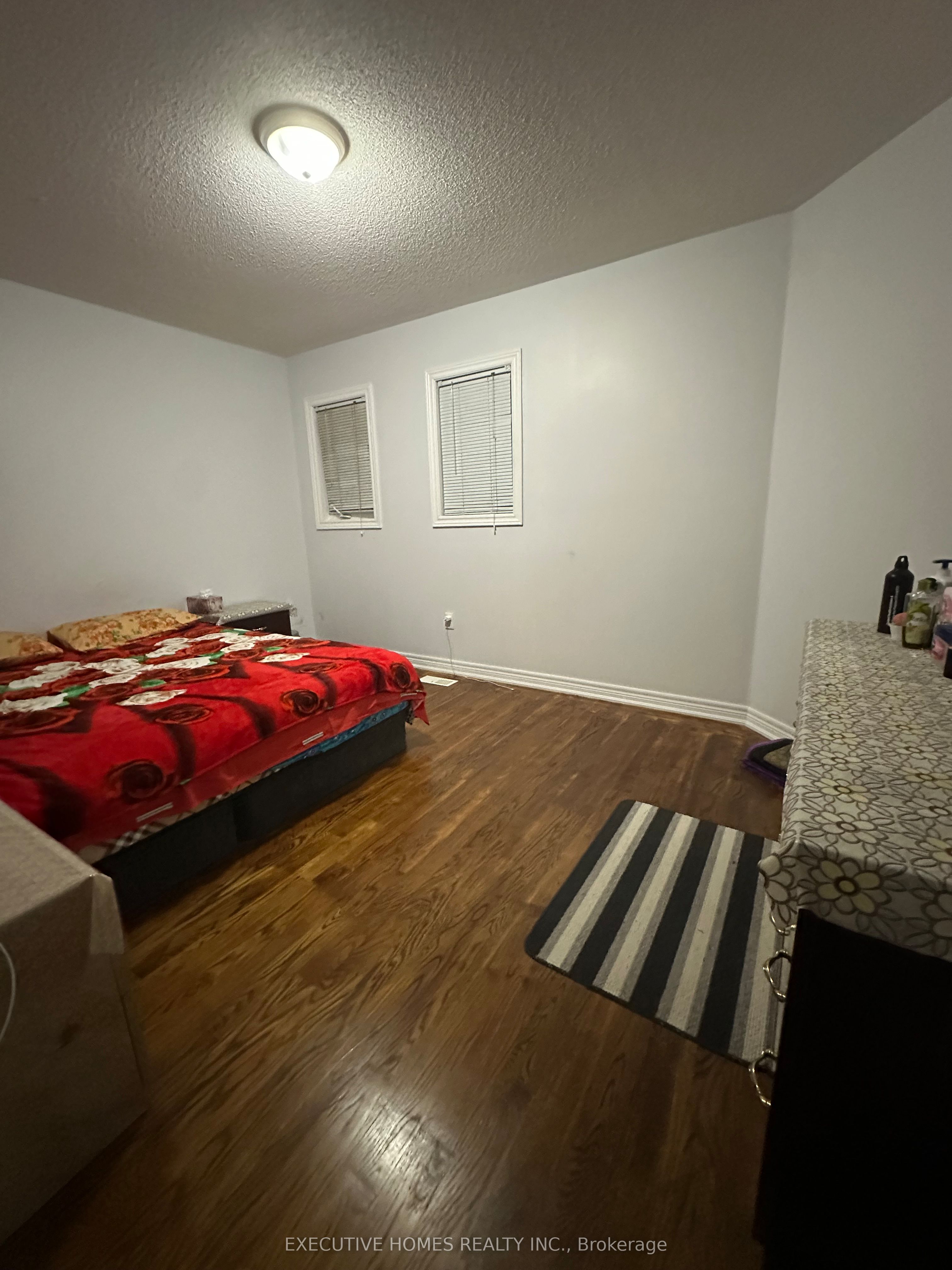 66 Lexington Road Property Photo 8