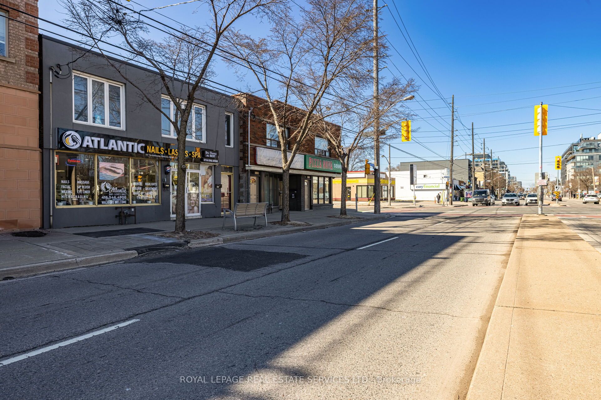 727 The Queensway Avenue Property Photo 34
