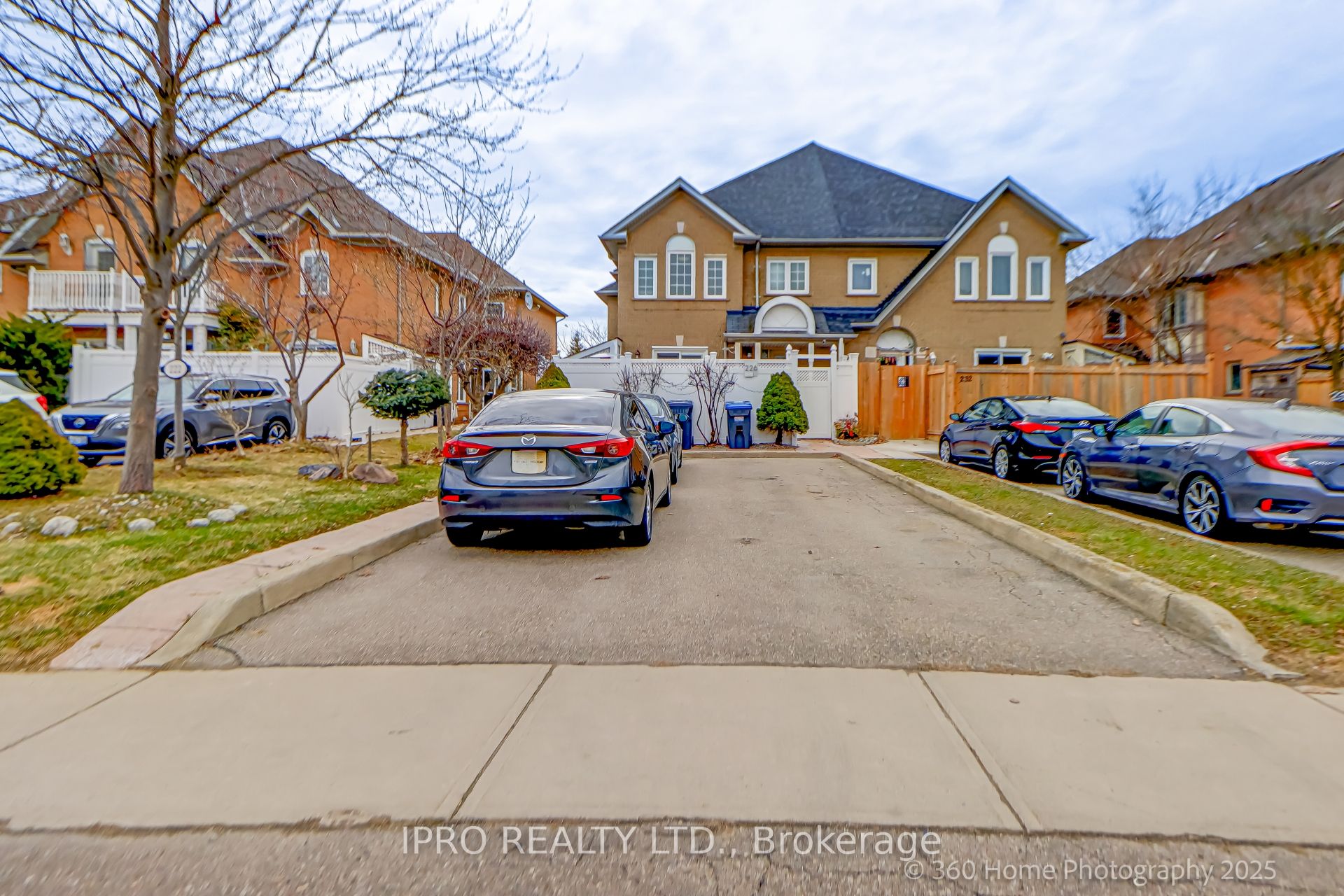 226 Pressed Brick Drive Property Photo 1