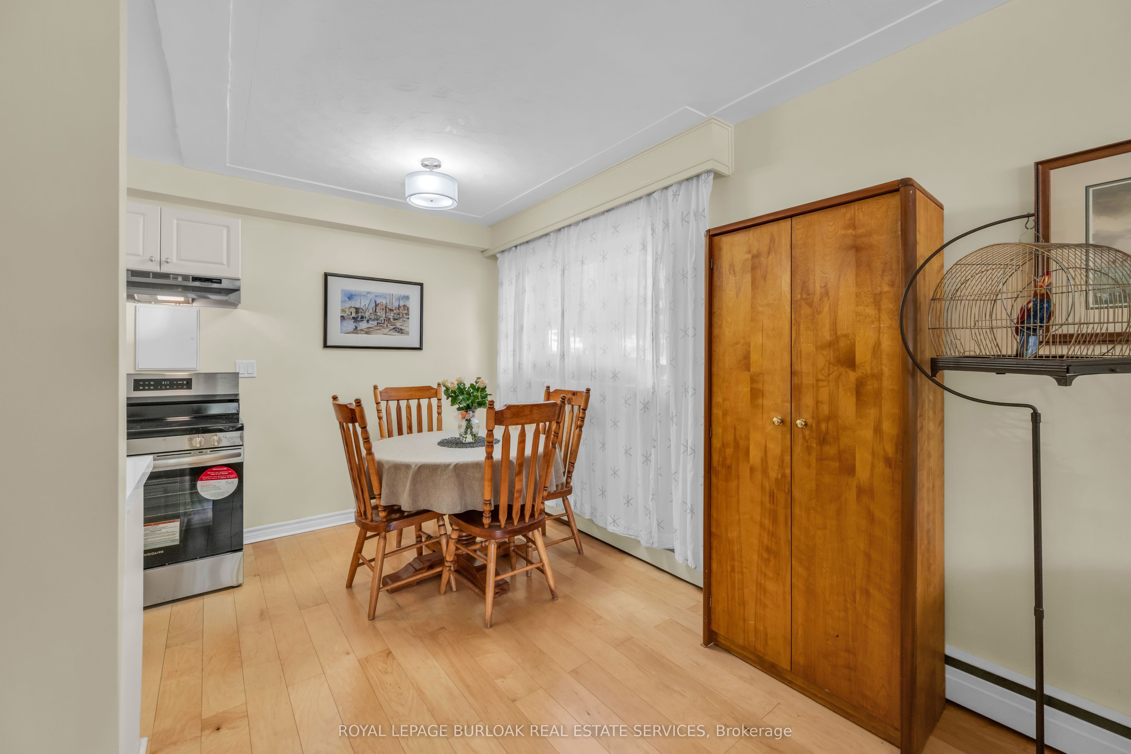1377 Lakeshore Road 108 Property Photo 14