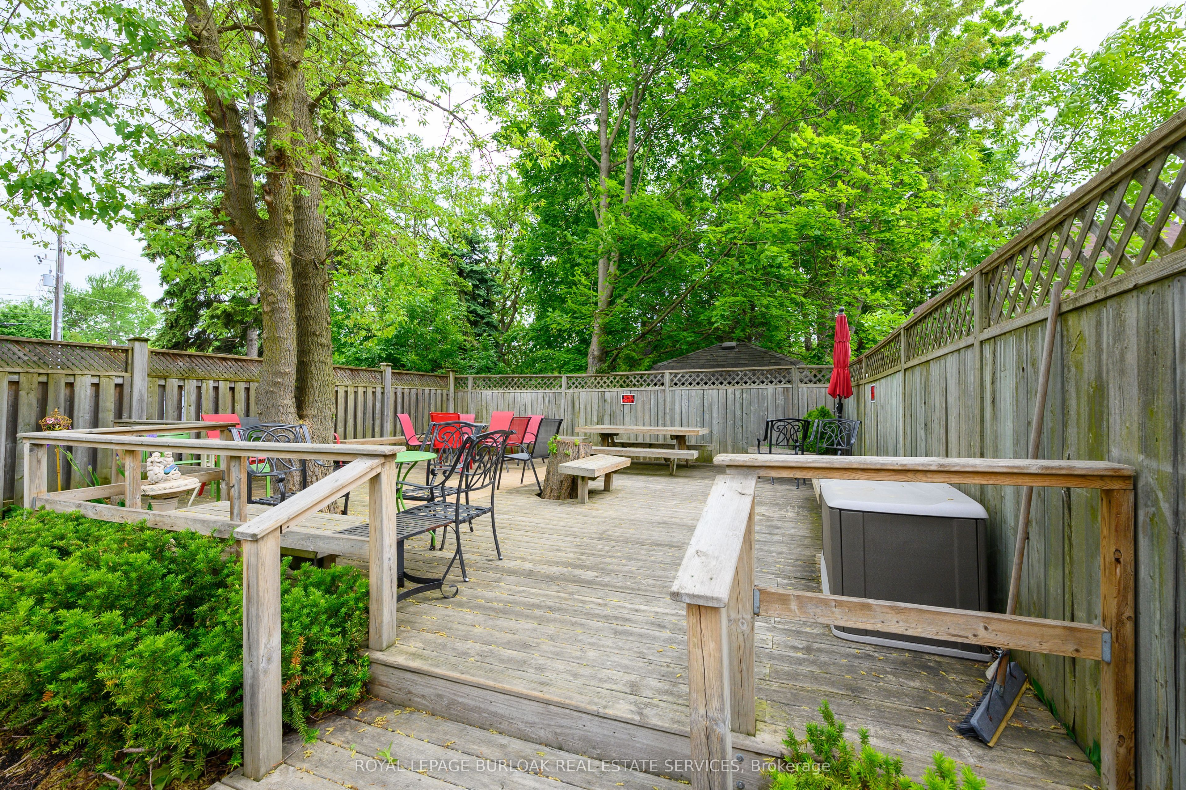 1377 Lakeshore Road 108 Property Photo 23