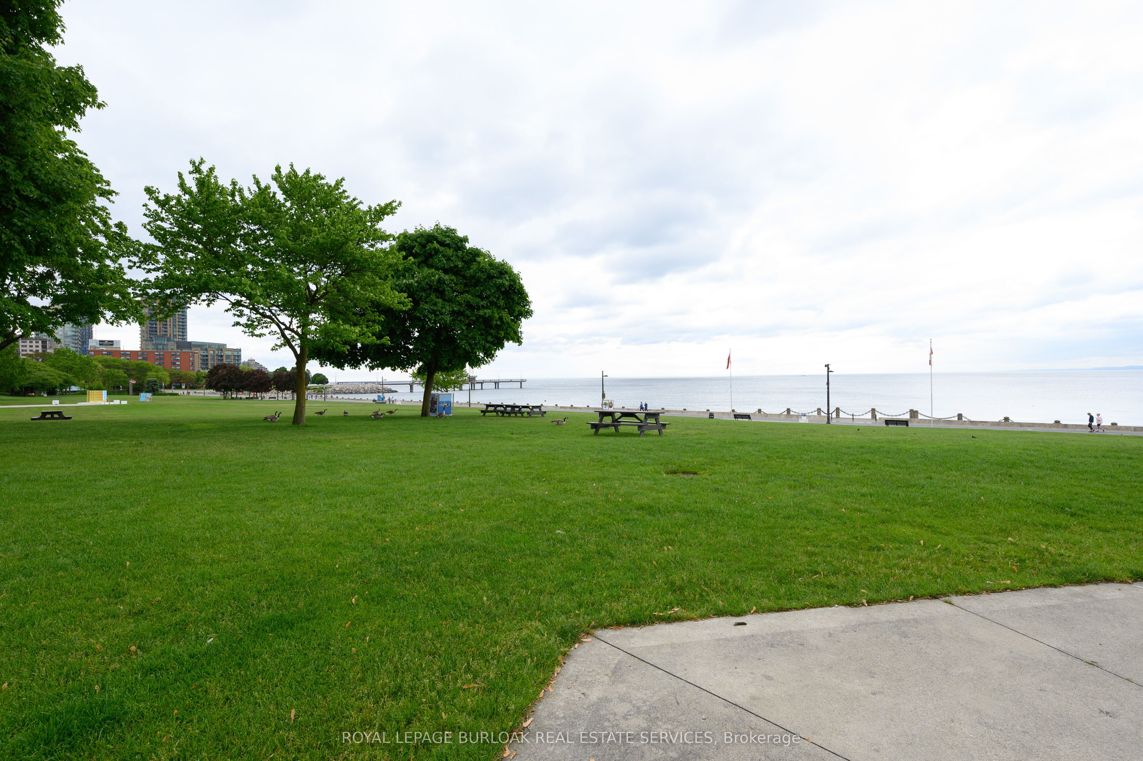 1377 Lakeshore Road 108 Property Photo 27