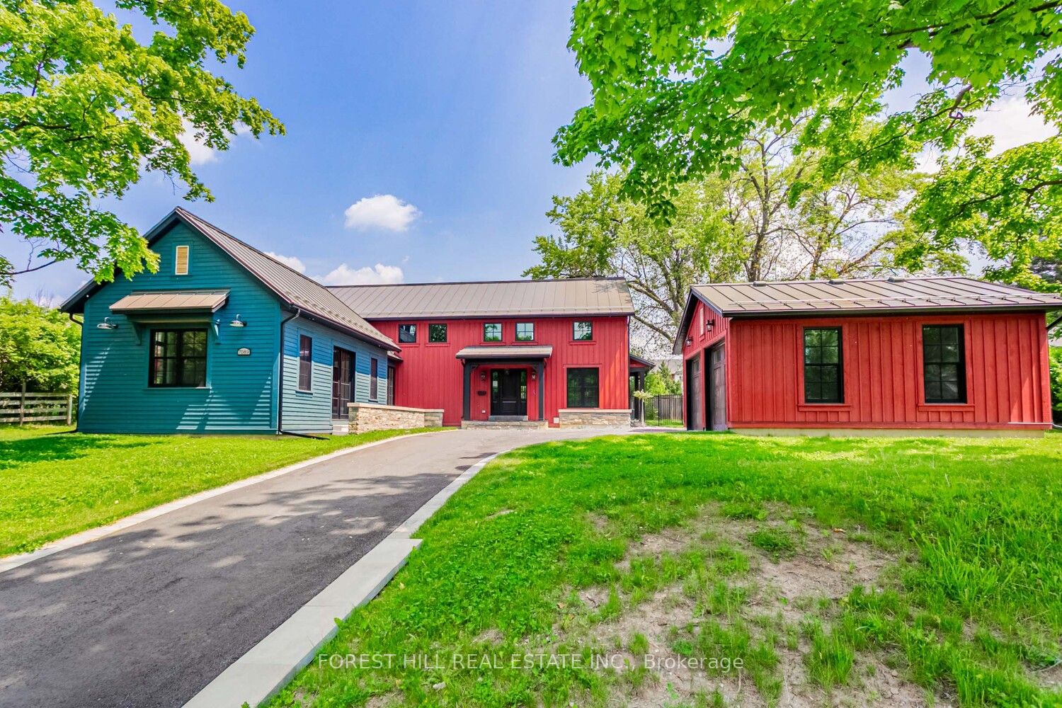 7089 Second Line W Property Photo 2