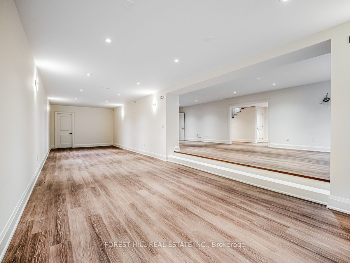 7089 Second Line W Property Photo 33