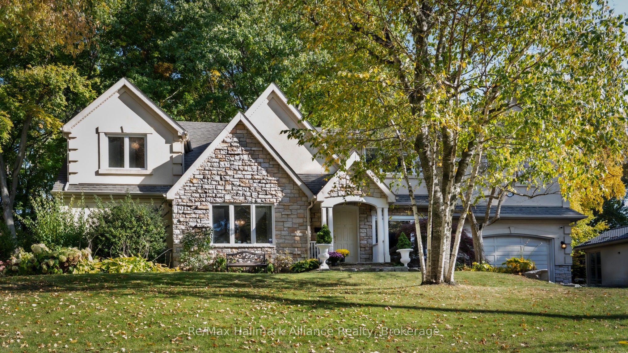 1334 Devon Road Property Photo