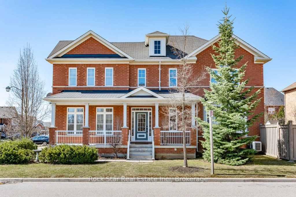454 Tilt Point Property Photo