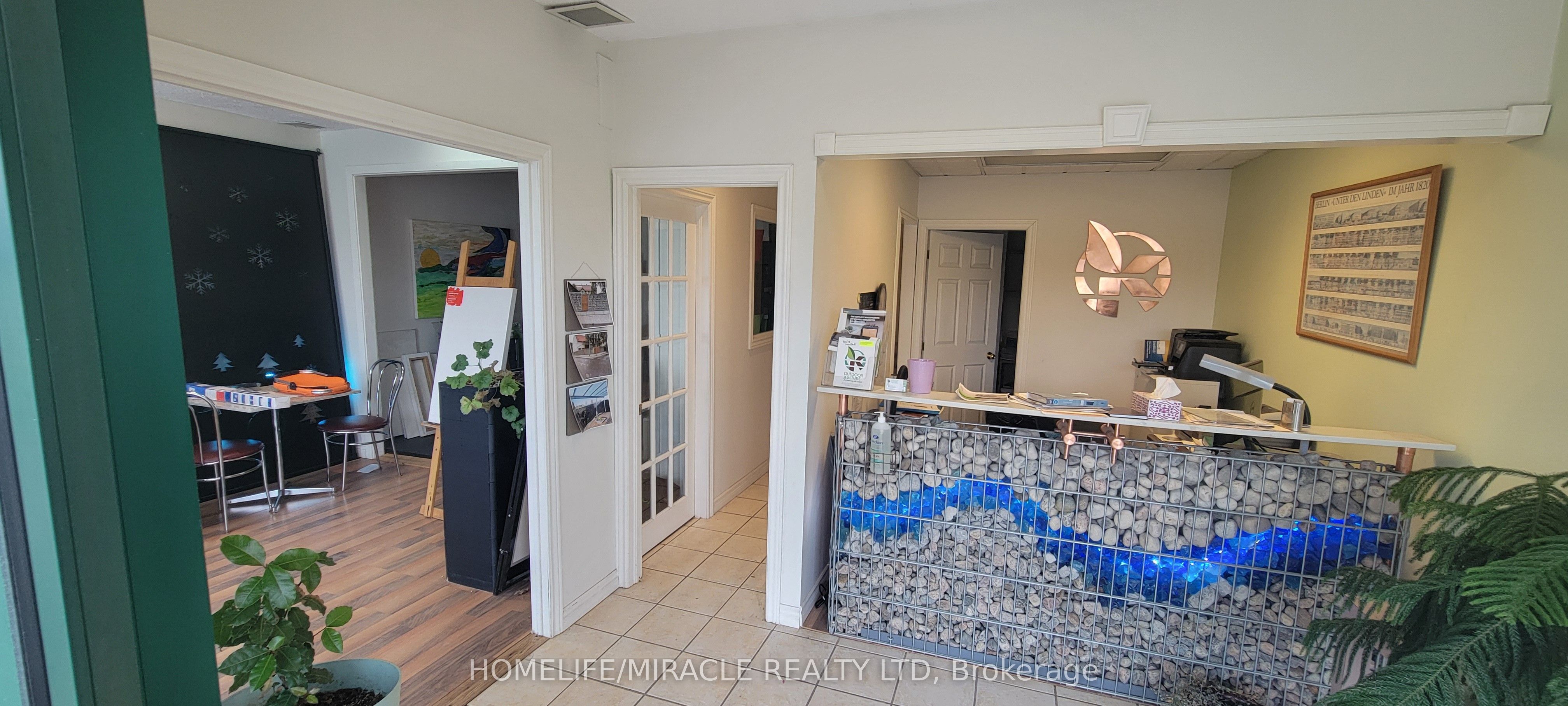 #1 - 2070 Speers Road Property Photo 4
