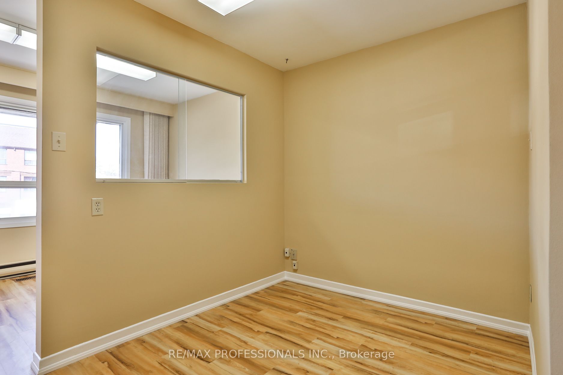 #a - 2175 Bloor Street Property Photo 8