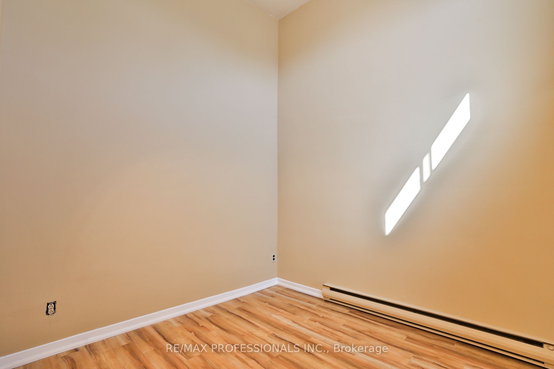 #a - 2175 Bloor Street Property Photo 21