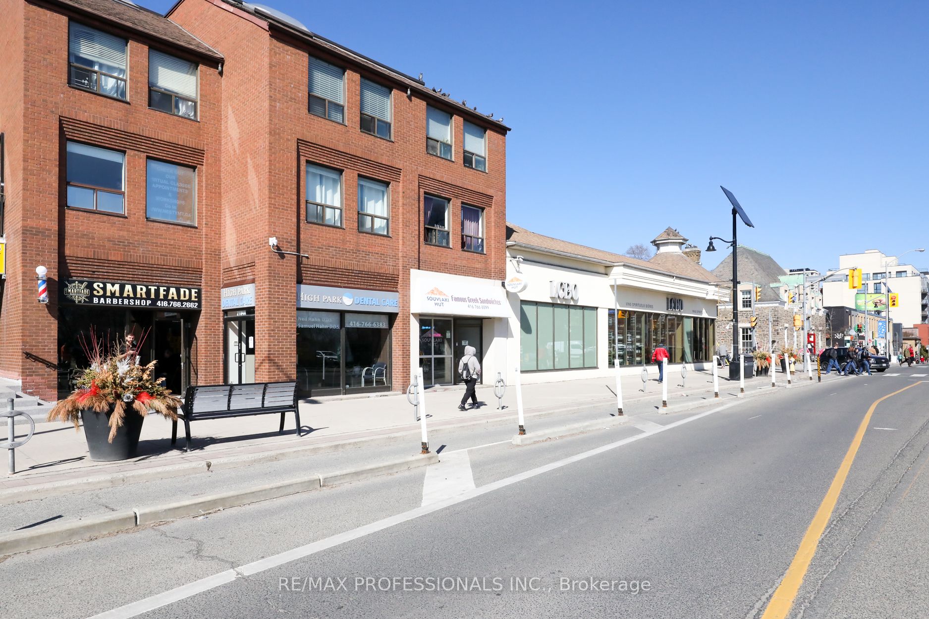 #a - 2175 Bloor Street Property Photo 33