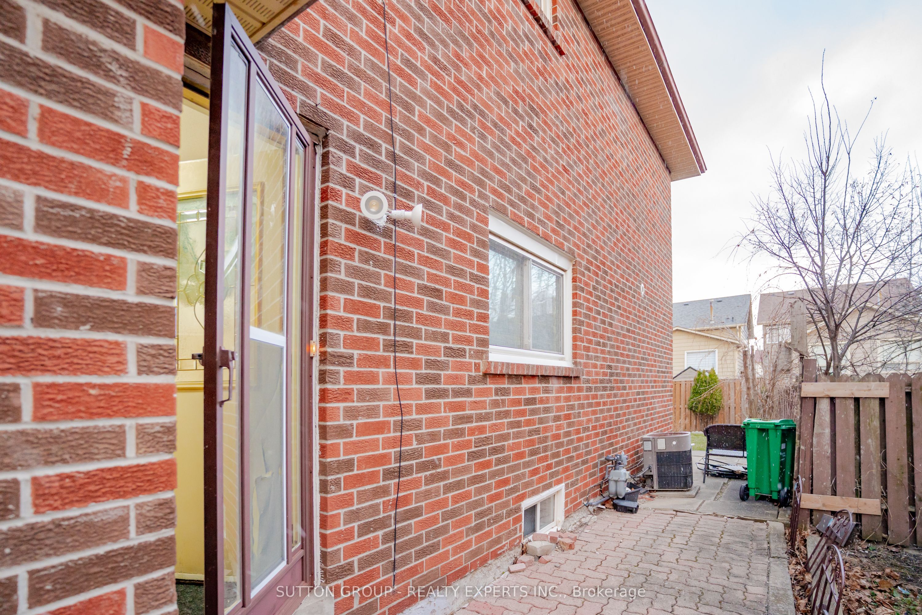 463 Rutherford Road N Property Photo 42