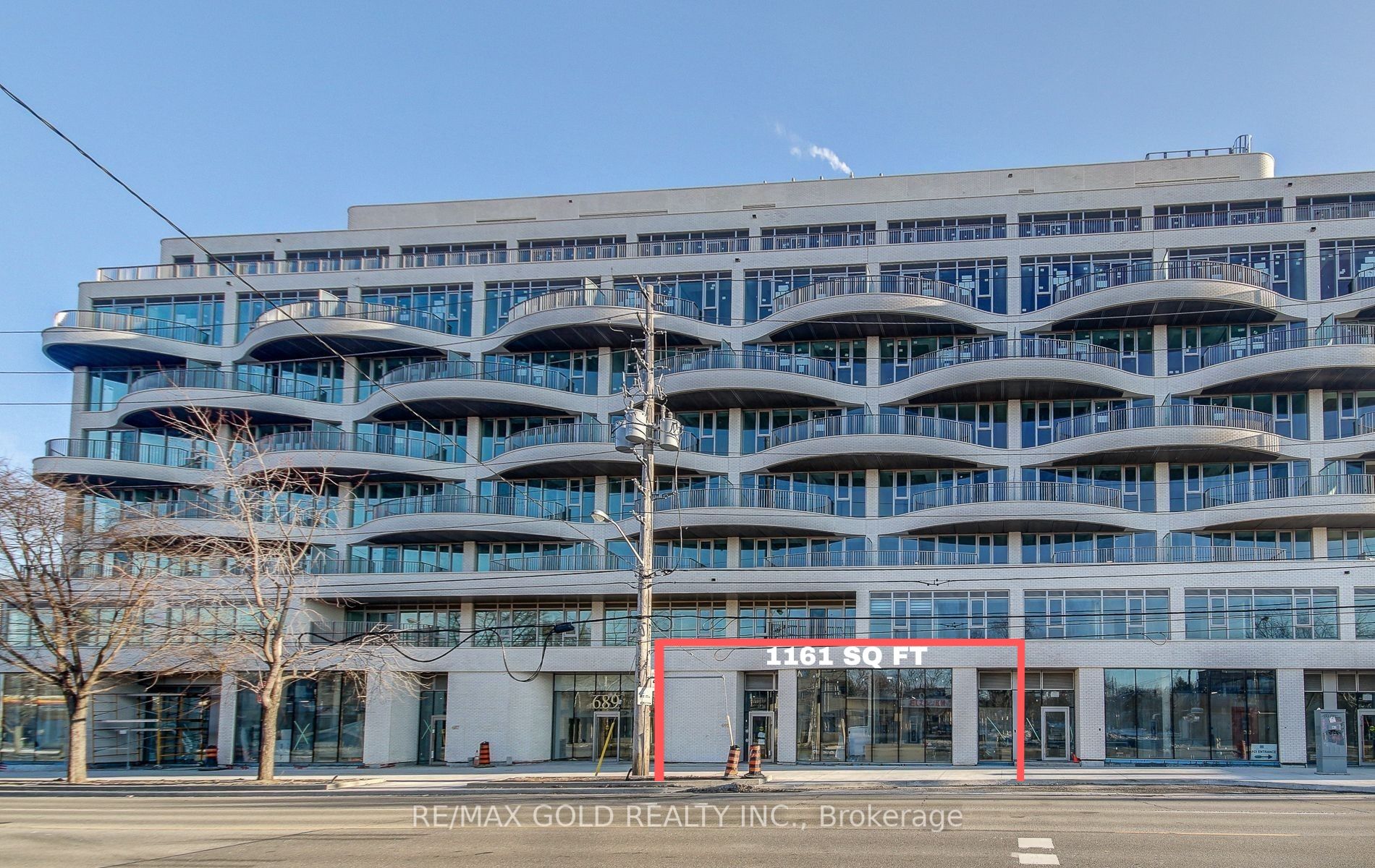 #2 - 689 The Queensway Property Photo 1