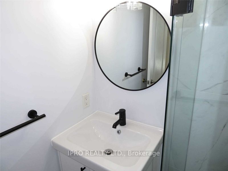 33 Elm Drive 406 Property Photo 21