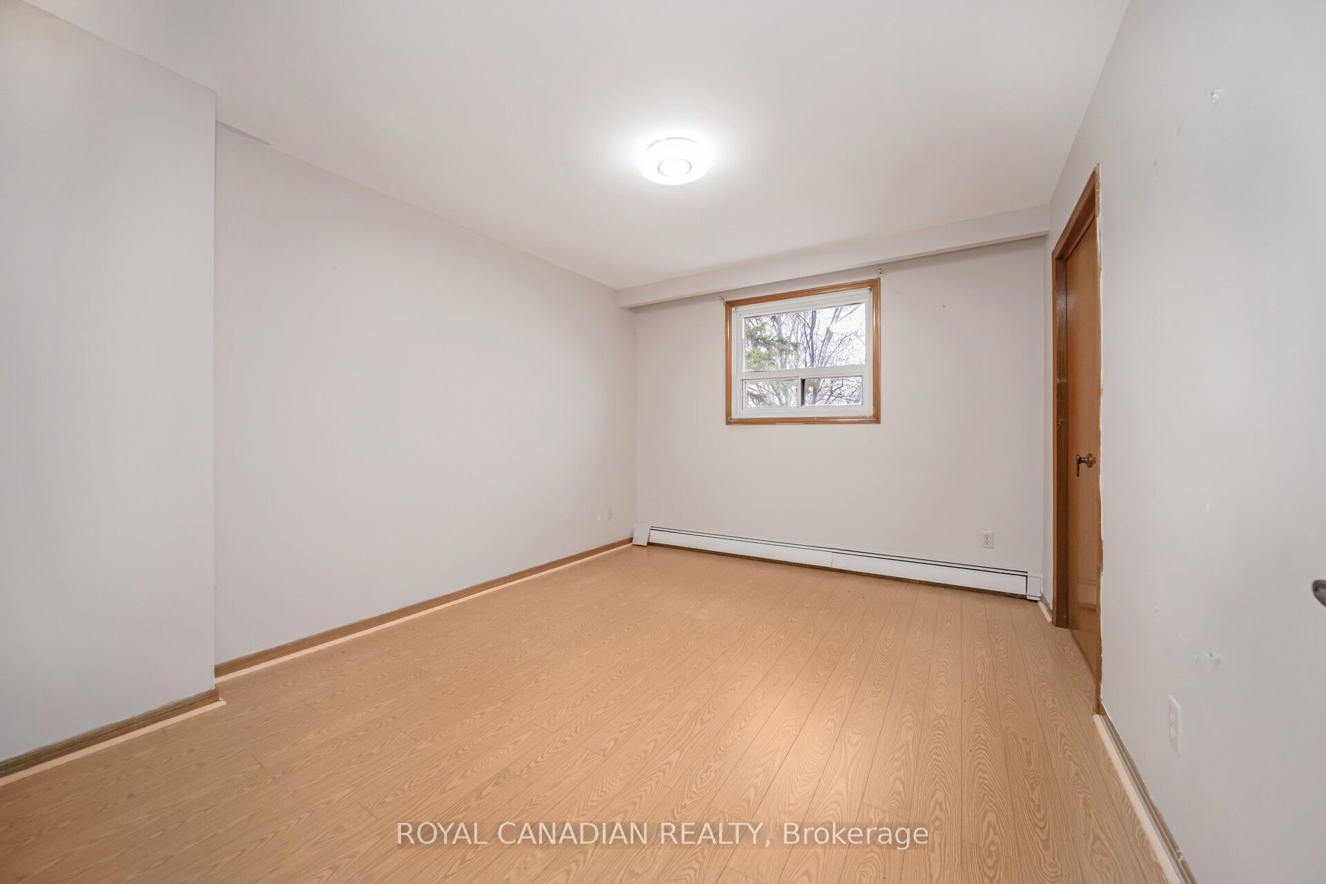 13669 Humberstation Road Property Photo 25