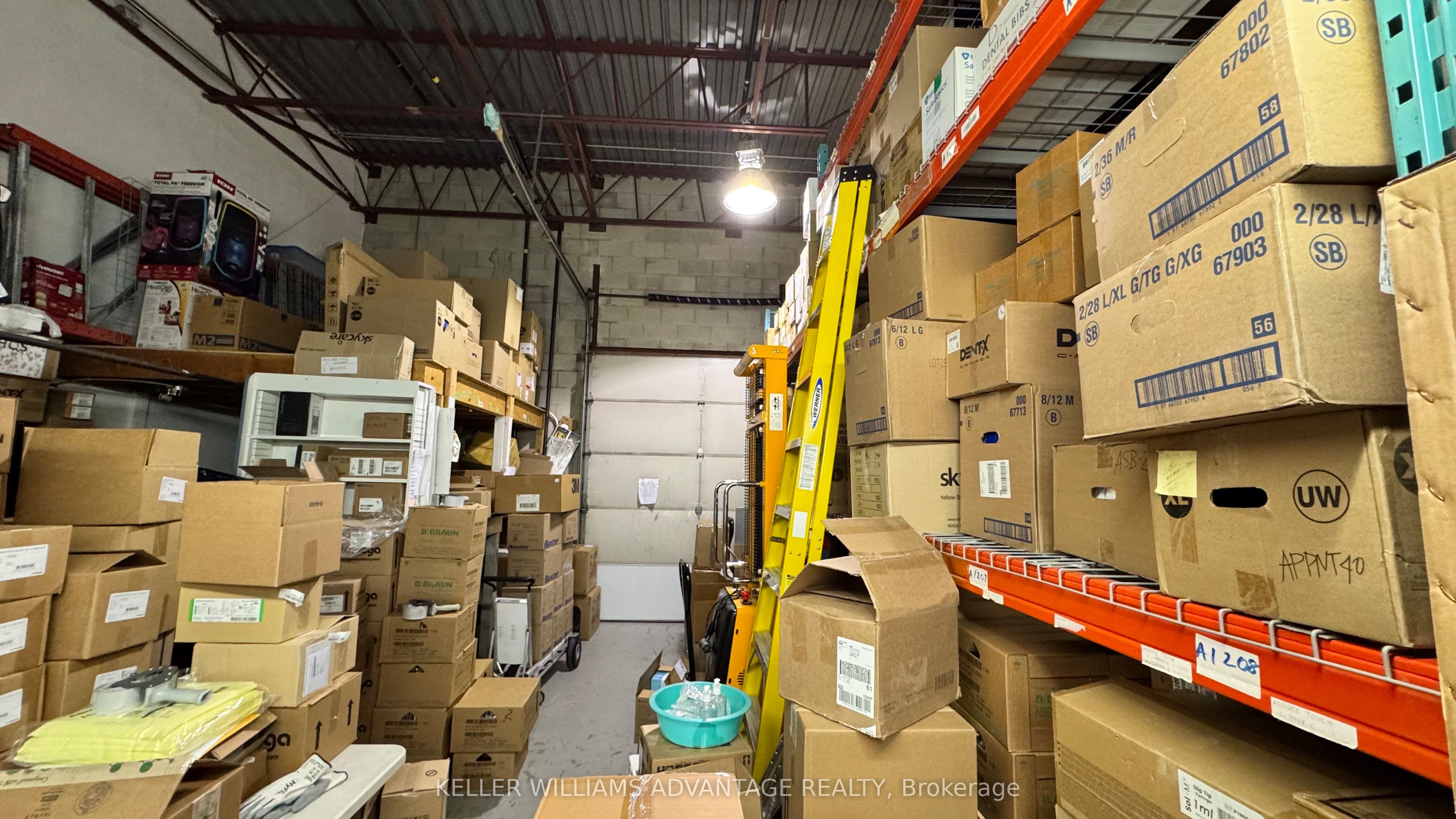 3220 Dufferin St Street Property Photo 2