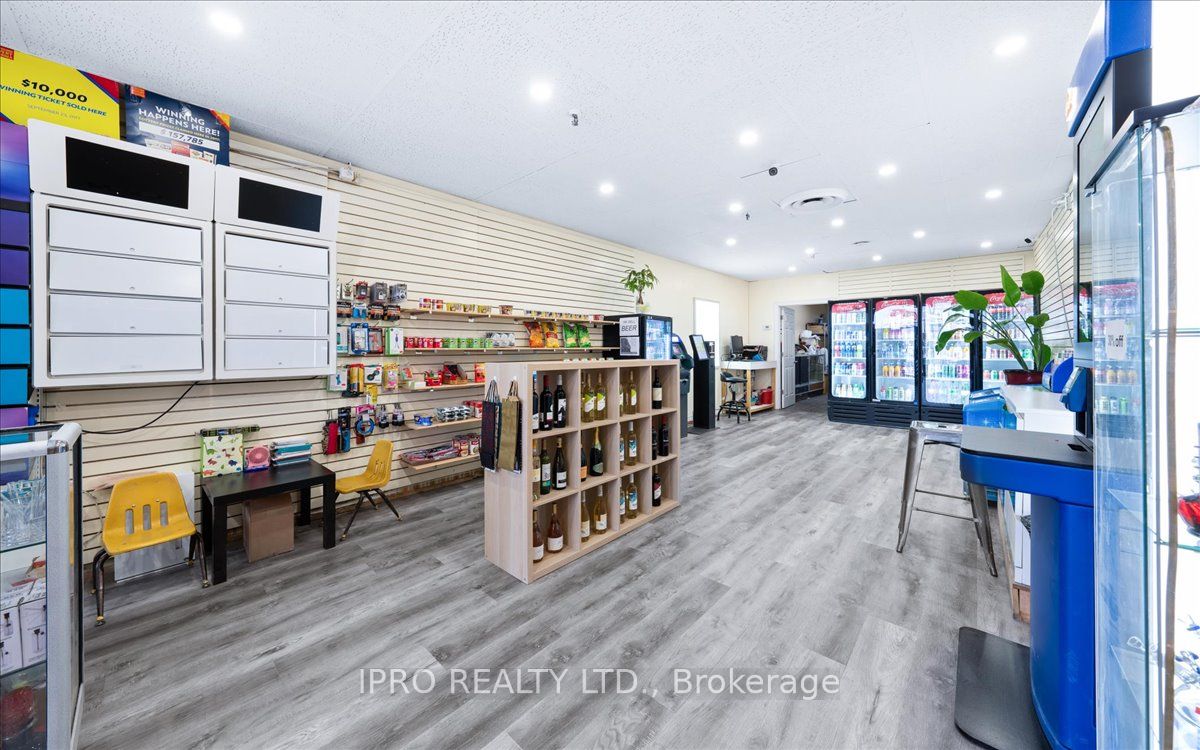 3100 Dixie Road Property Photo 18