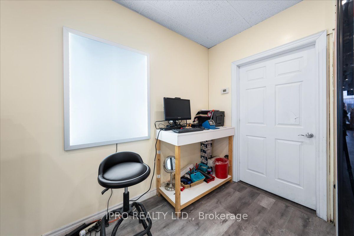 3100 Dixie Road Property Photo 22