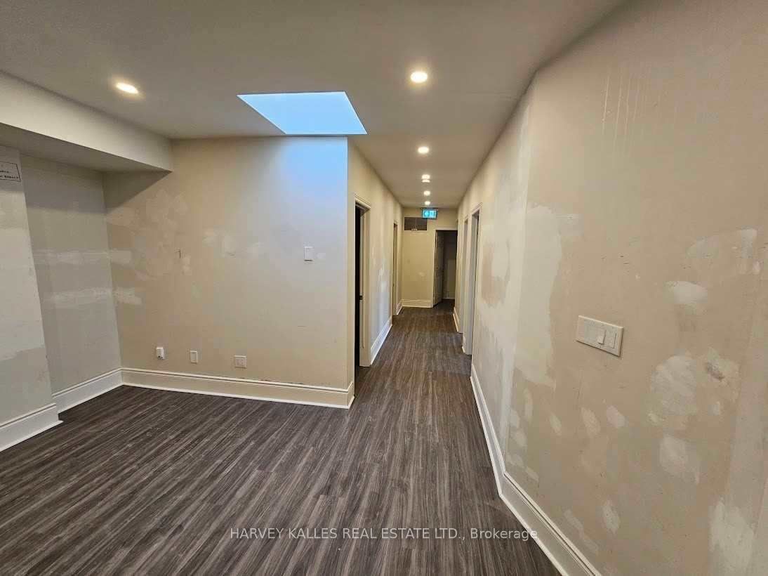 #2nd Fl - 1166 St Clair Avenue Property Photo 2