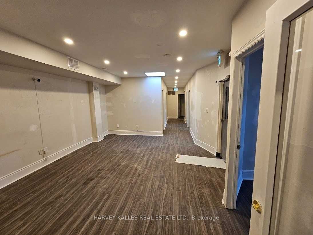 #2nd Fl - 1166 St Clair Avenue Property Photo 3