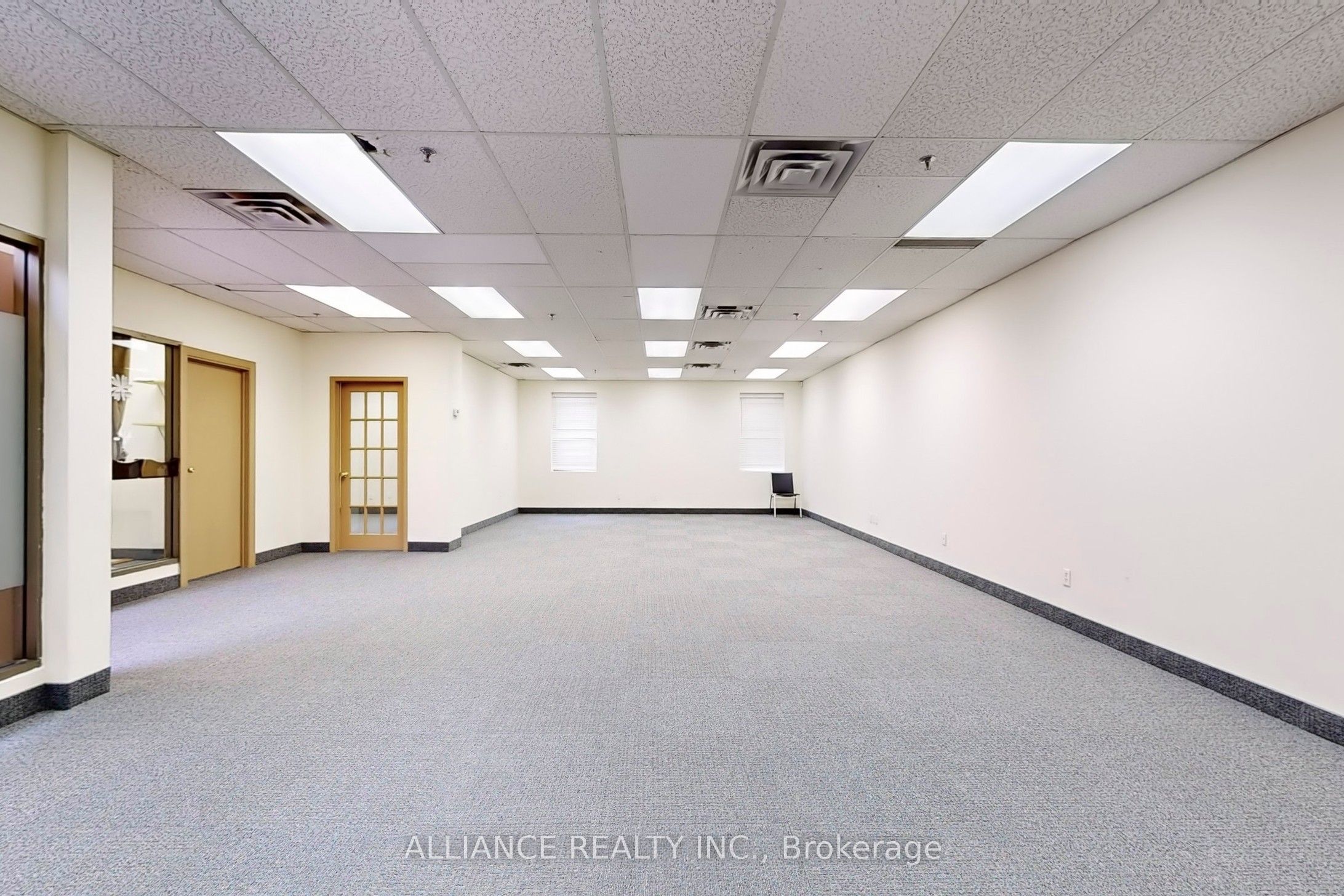 #2nd Flr - 134 Main Street Property Photo 8