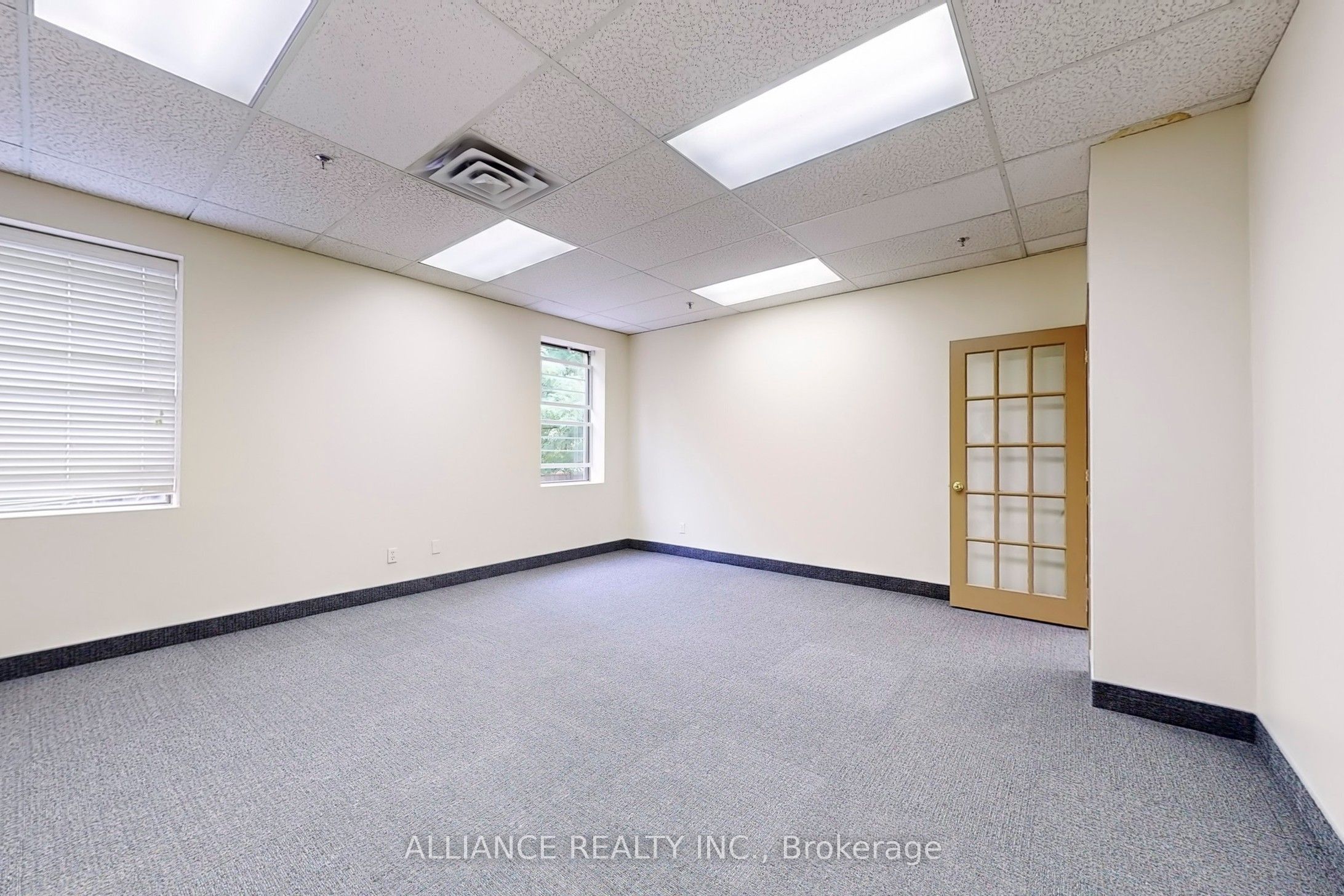 #2nd Flr - 134 Main Street Property Photo 12