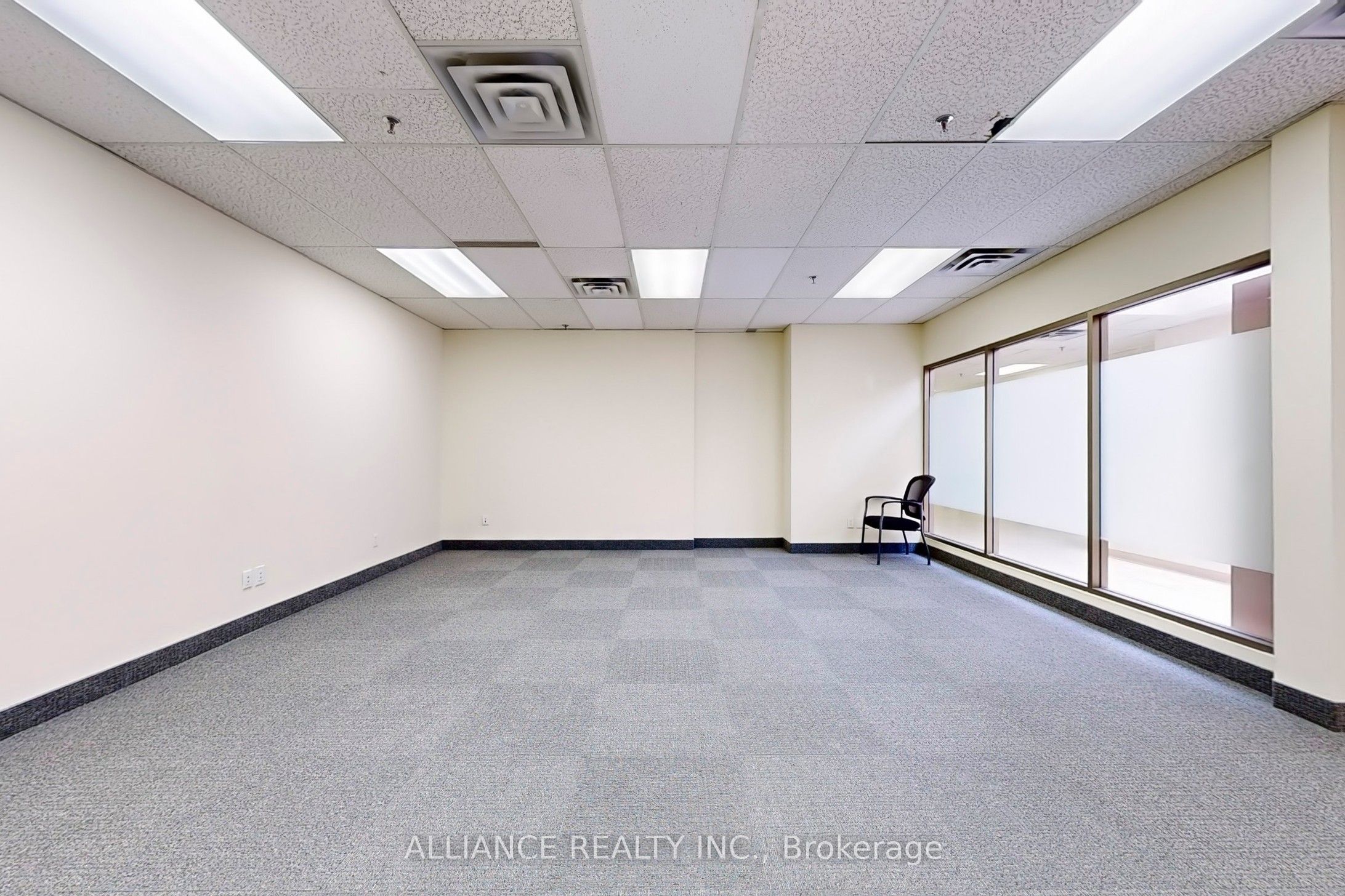 #2nd Flr - 134 Main Street Property Photo 13
