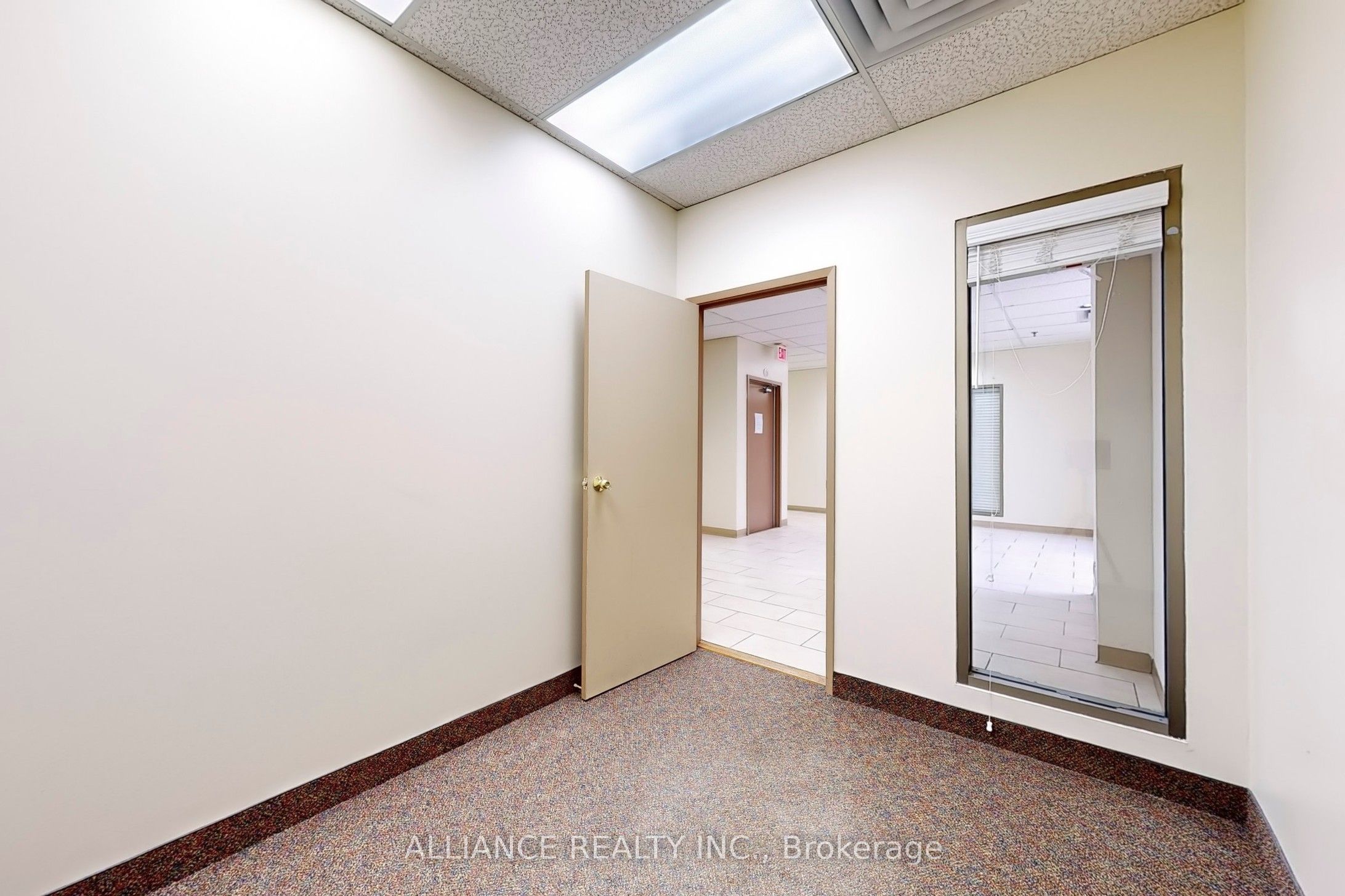 #2nd Flr - 134 Main Street Property Photo 22