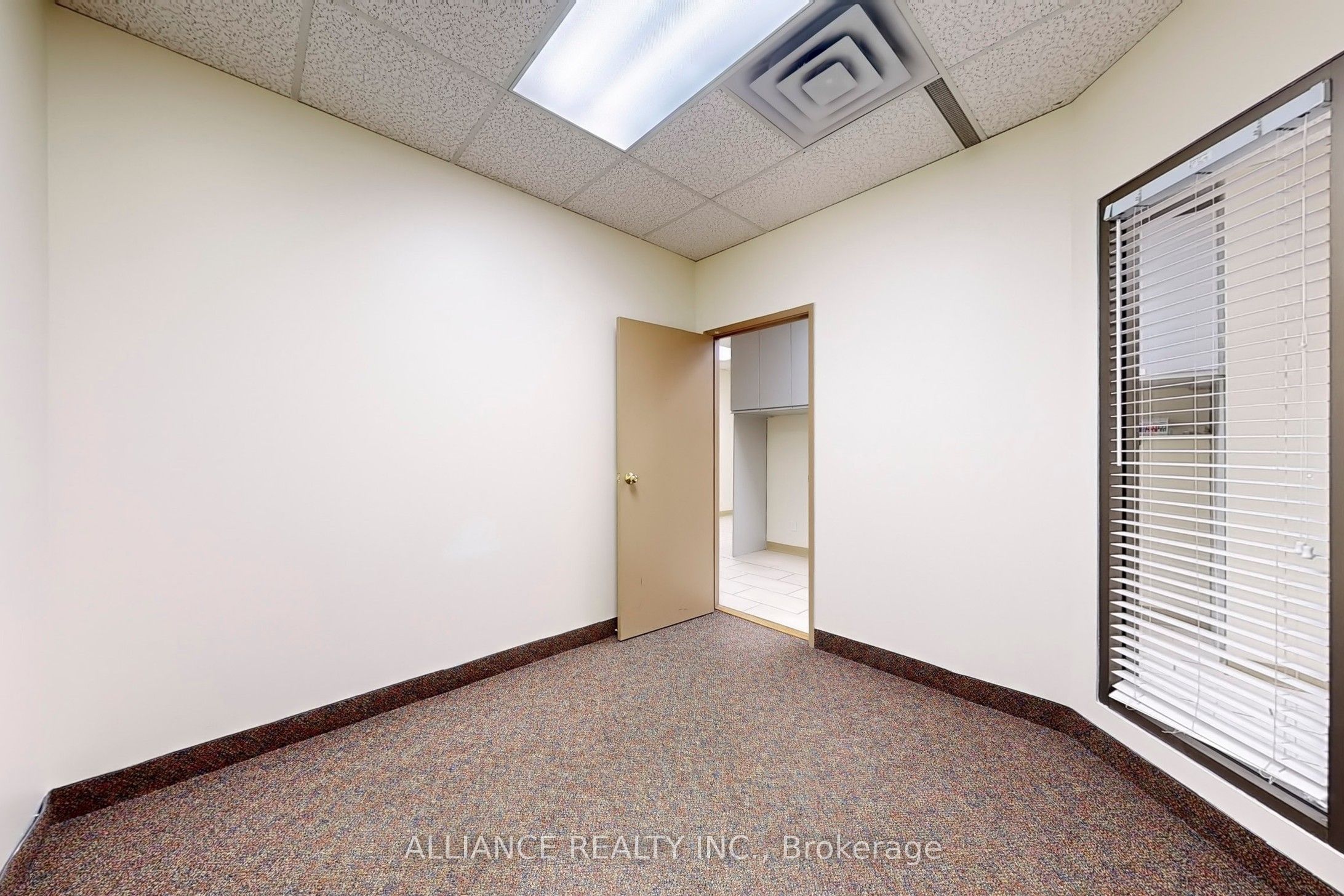 #2nd Flr - 134 Main Street Property Photo 25