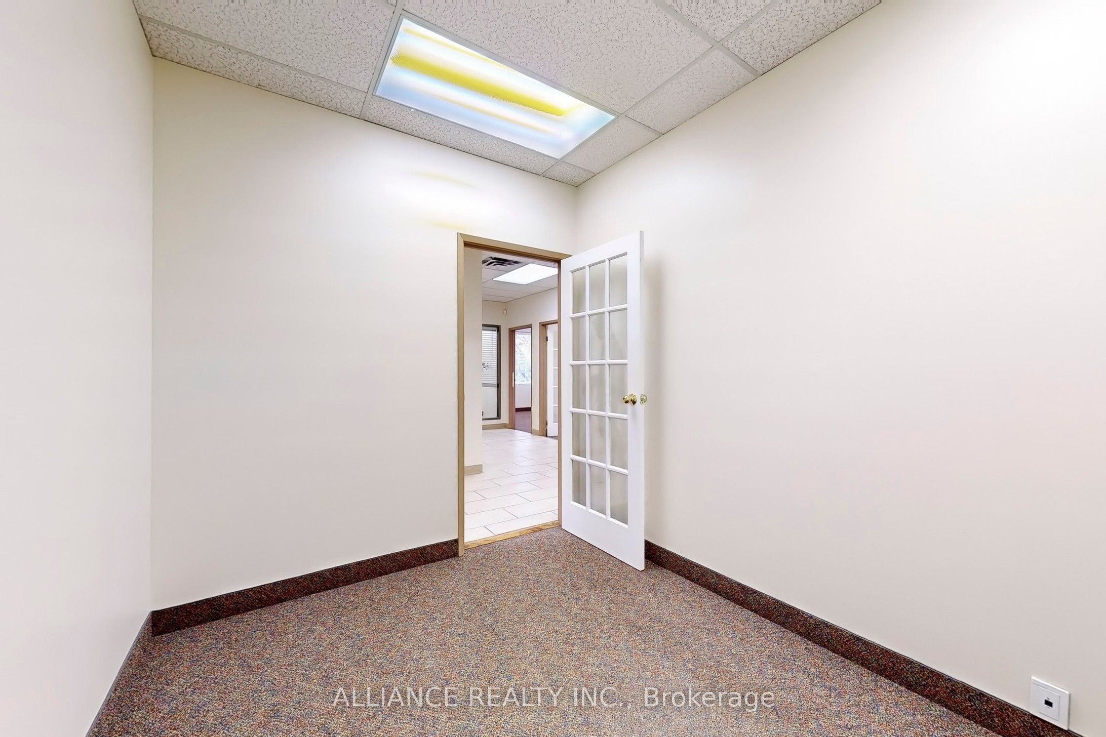 #2nd Flr - 134 Main Street Property Photo 39