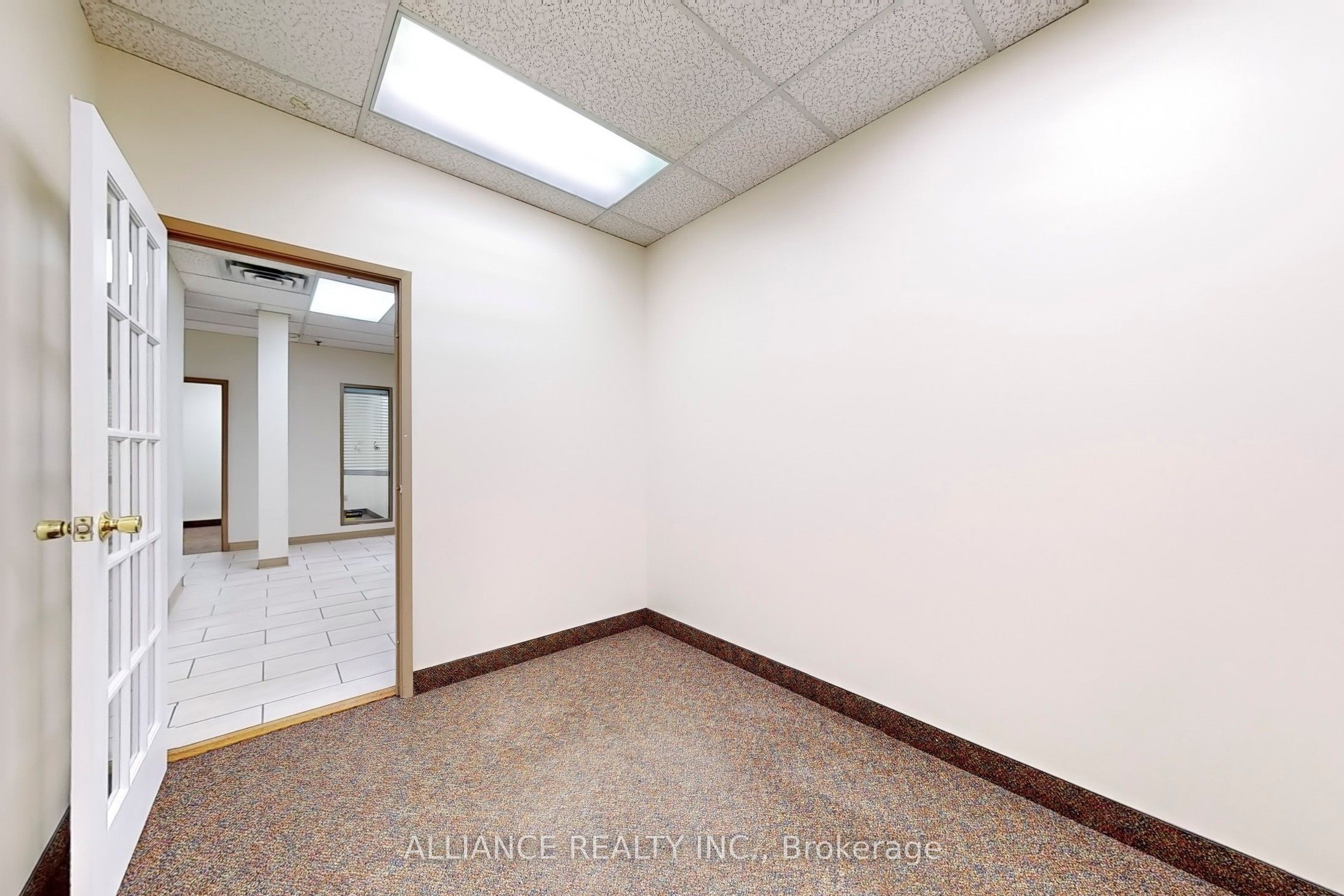 #2nd Flr - 134 Main Street Property Photo 41