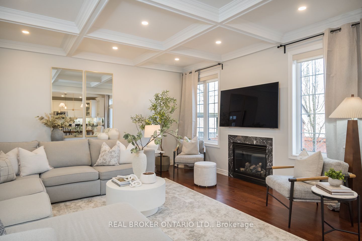 300 Mcgibbon Drive Property Photo 13