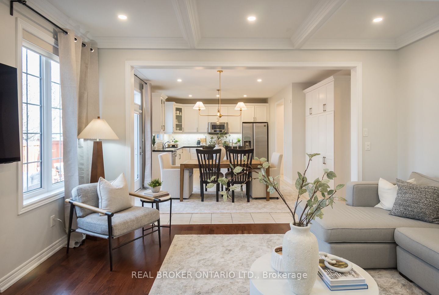 300 Mcgibbon Drive Property Photo 14