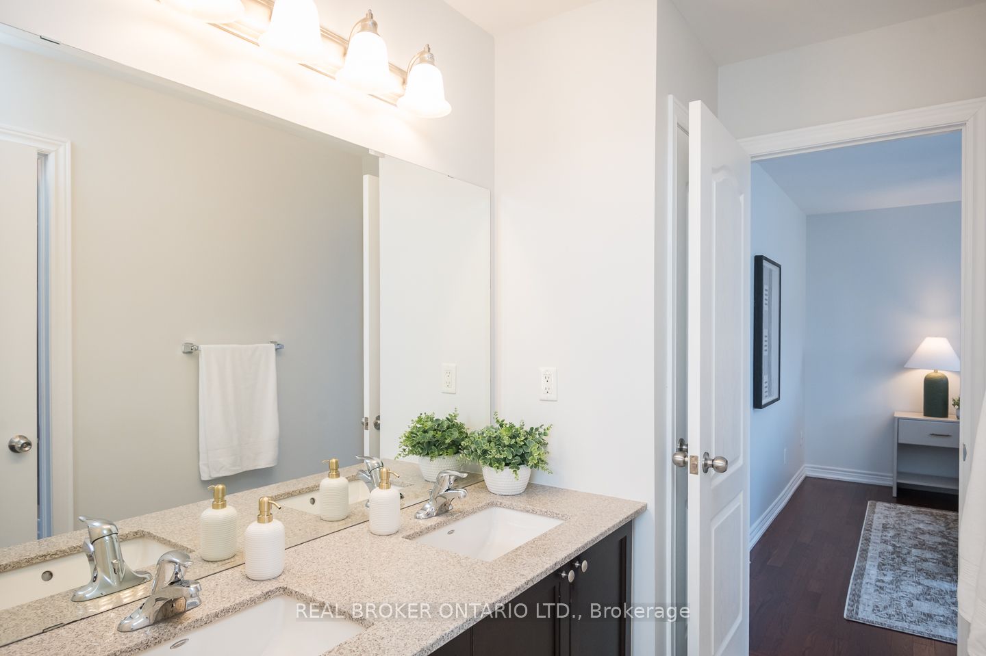 300 Mcgibbon Drive Property Photo 22