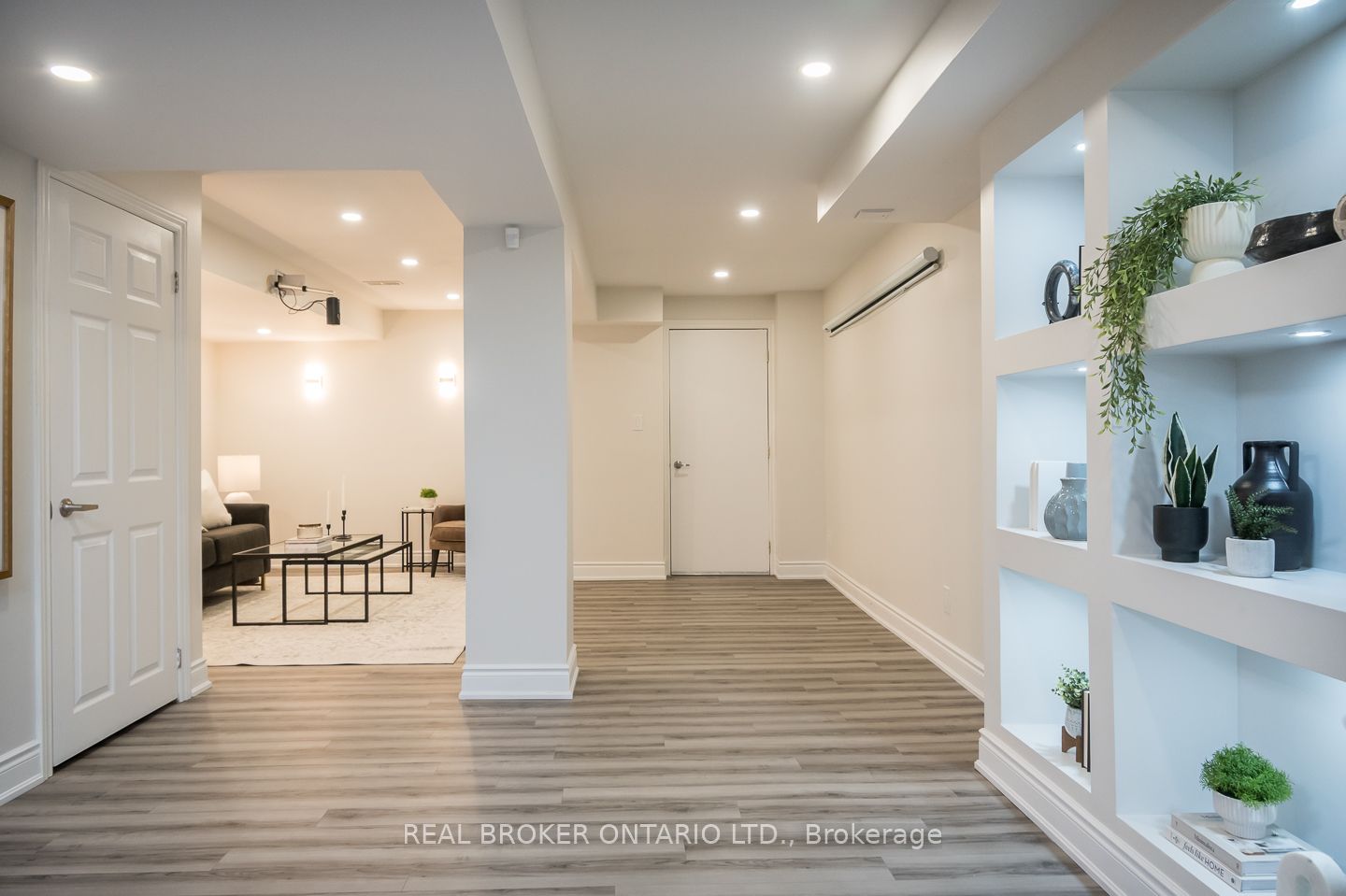 300 Mcgibbon Drive Property Photo 36