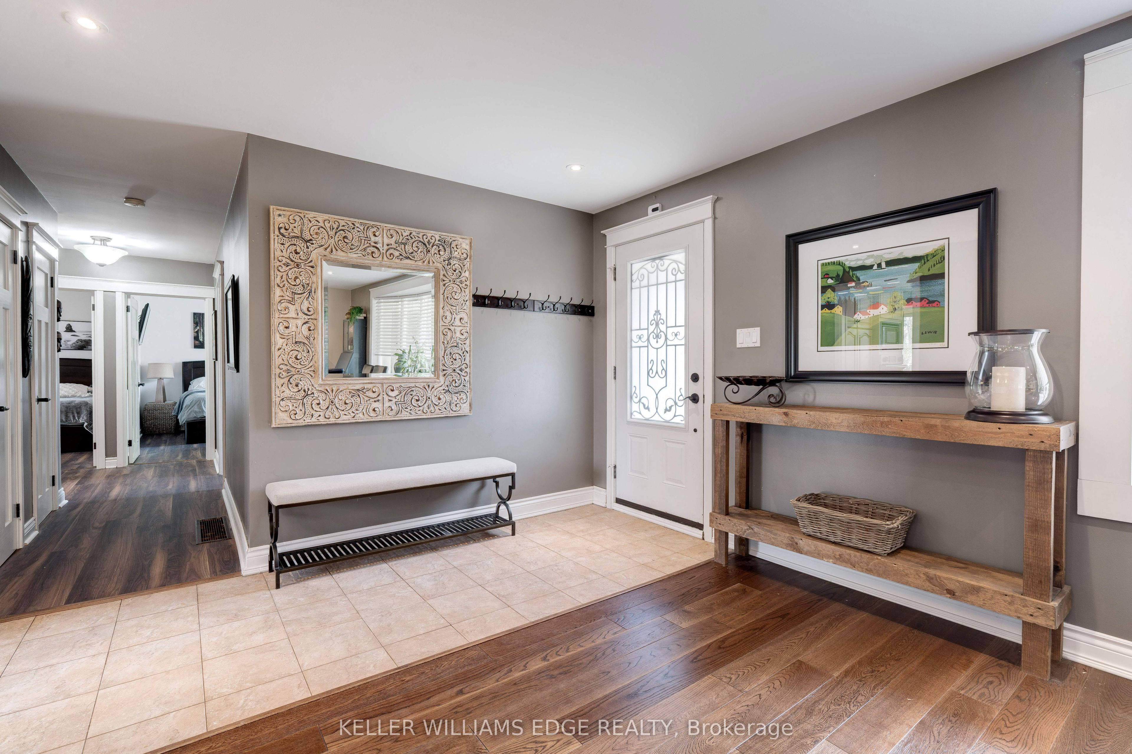 4391 Lakeshore Road Property Photo 8