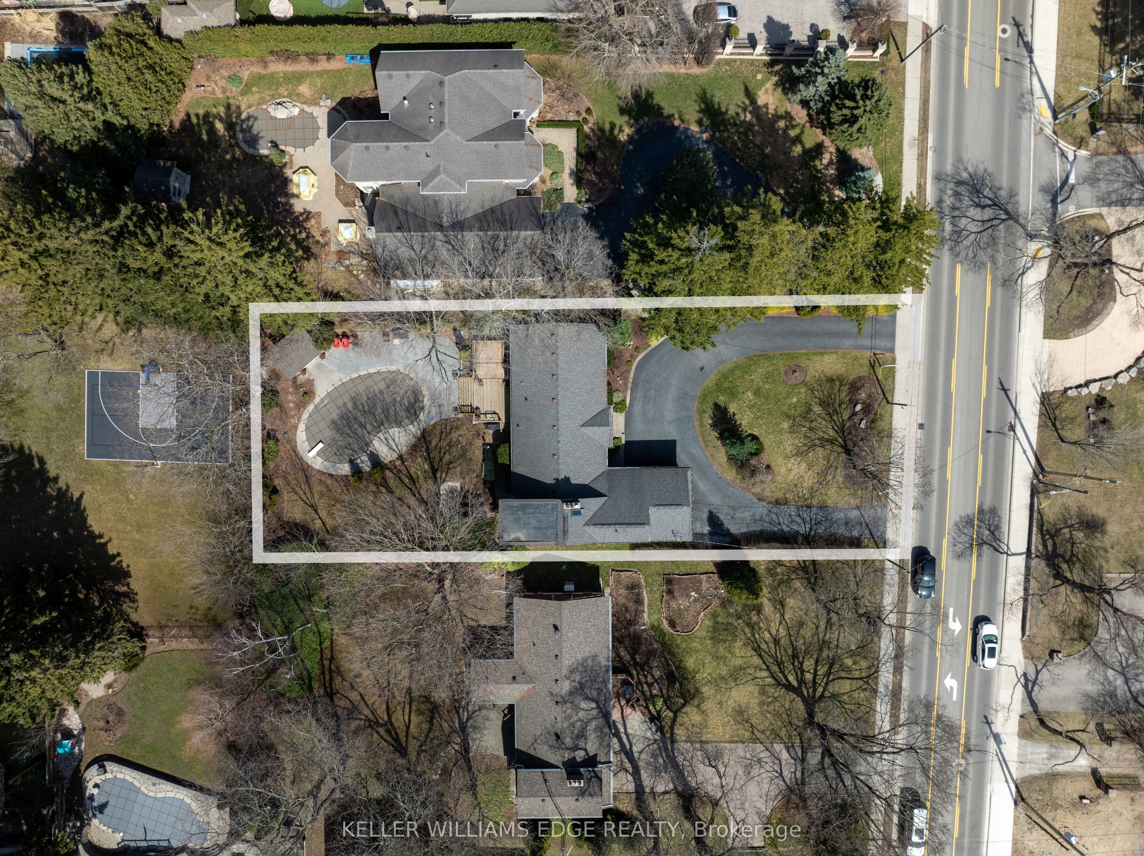 4391 Lakeshore Road Property Photo 42