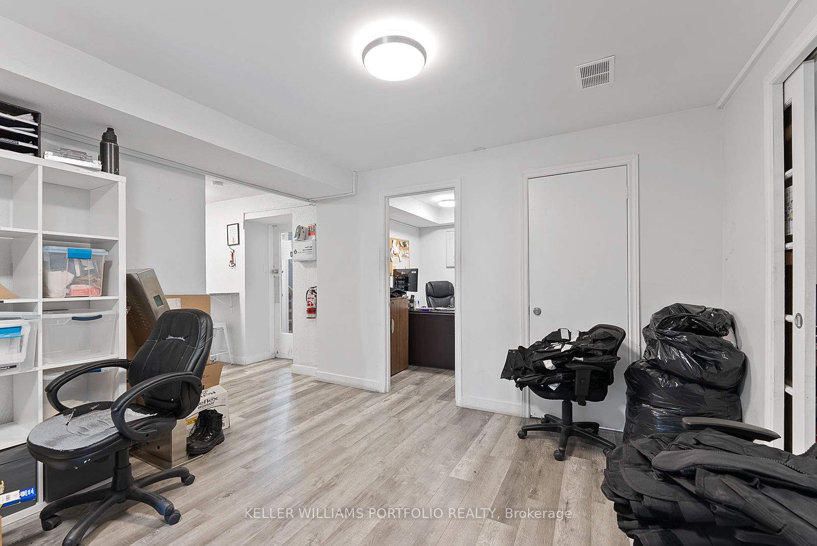 #100 - 20 Stavebank Road Property Photo 8