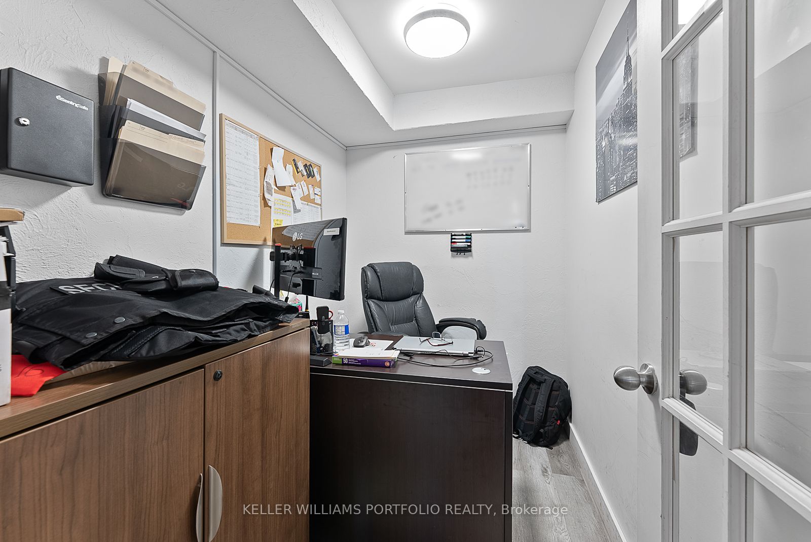 #100 - 20 Stavebank Road Property Photo 15