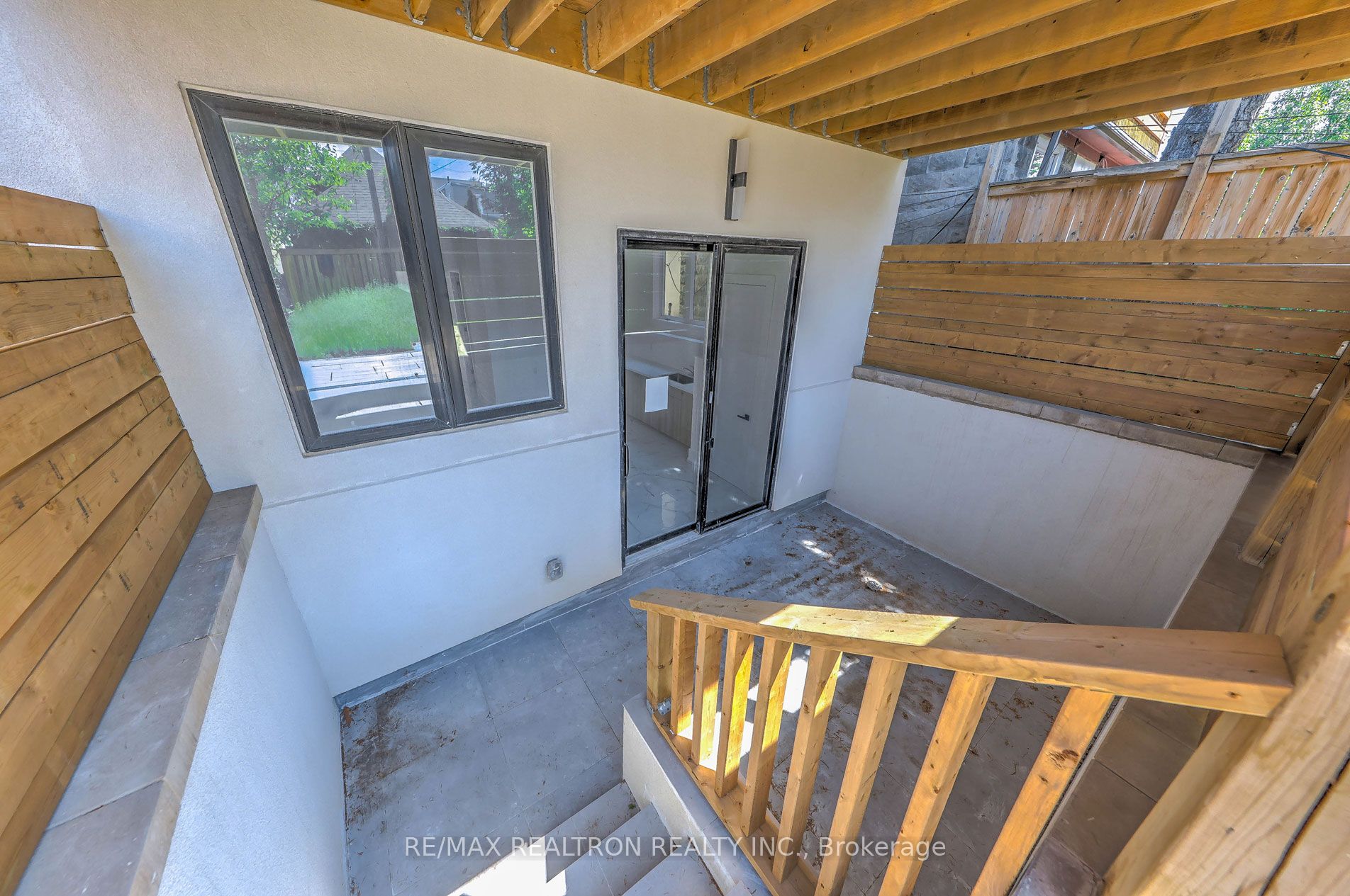 81 Peterborough Avenue Property Photo 23