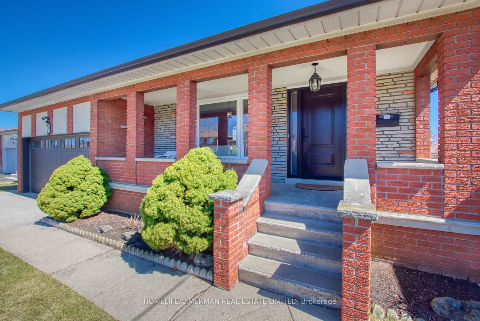 79 Aviemore Drive Property Photo 2