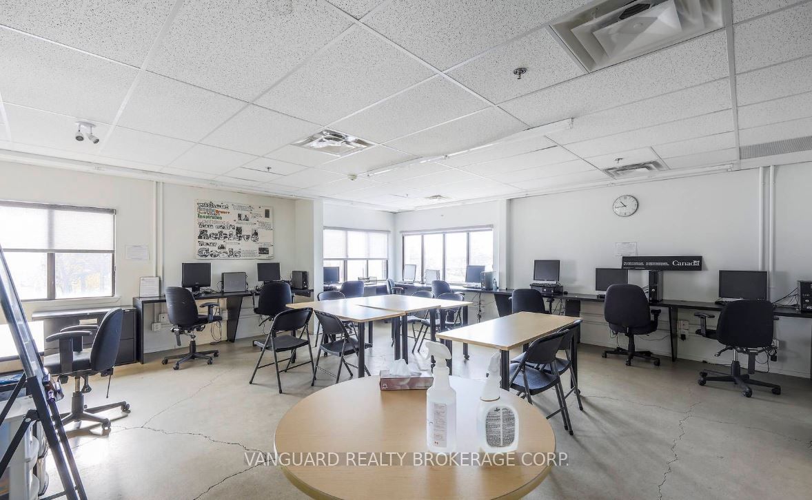 4 Industrial Road Property Photo 9