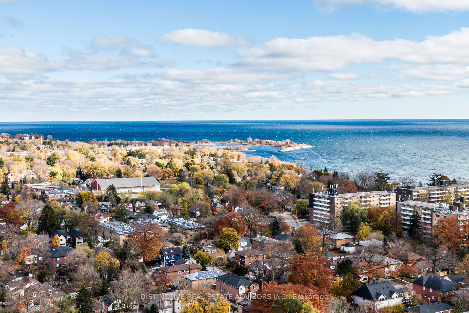 3603 Lake Shore Boulevard Property Photo 10