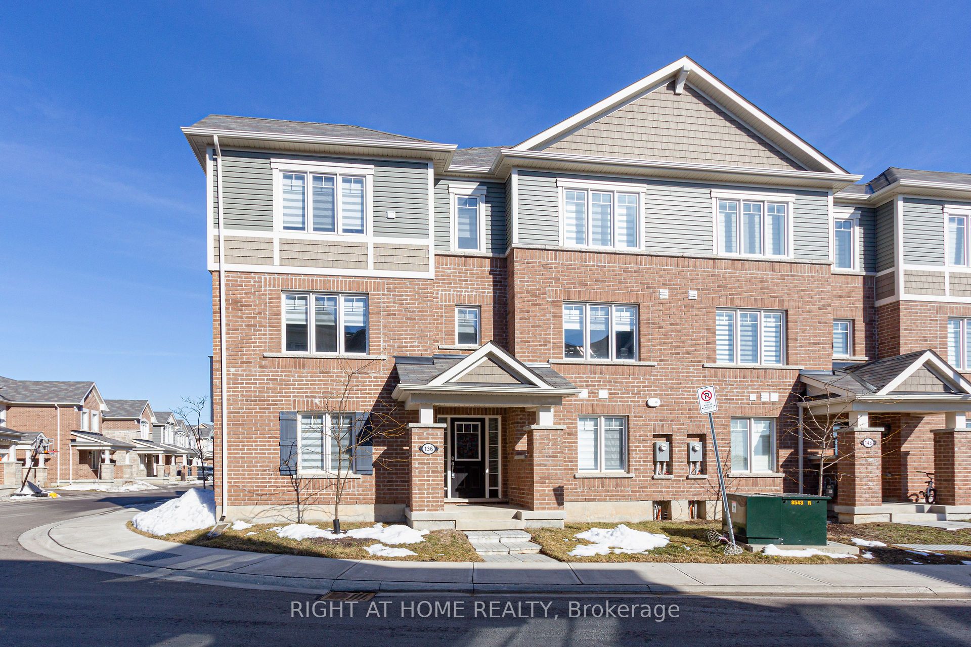 ##136 - 1000 Asleton Boulevard Property Photo