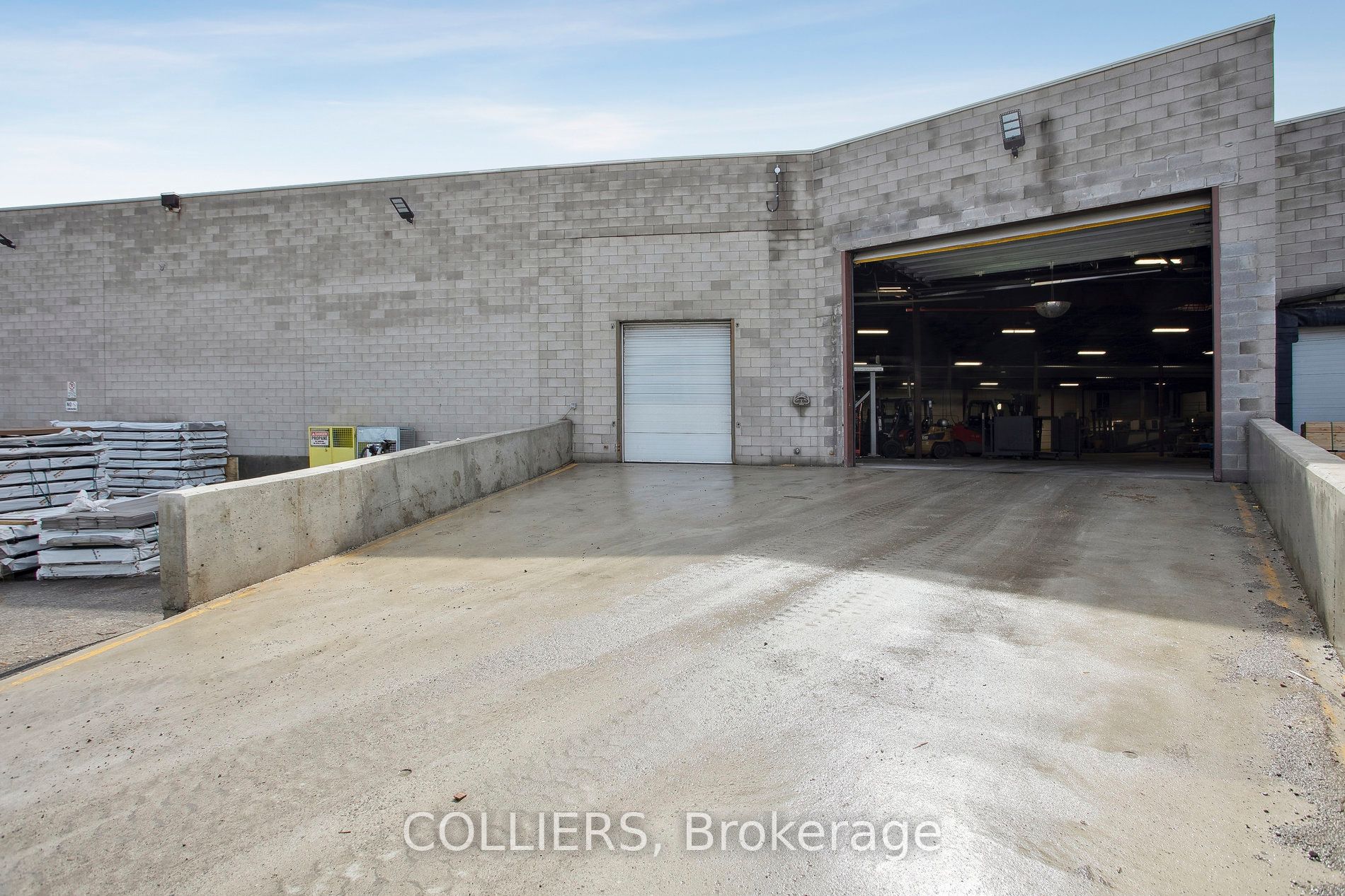 1485 Speers Road Property Photo 19
