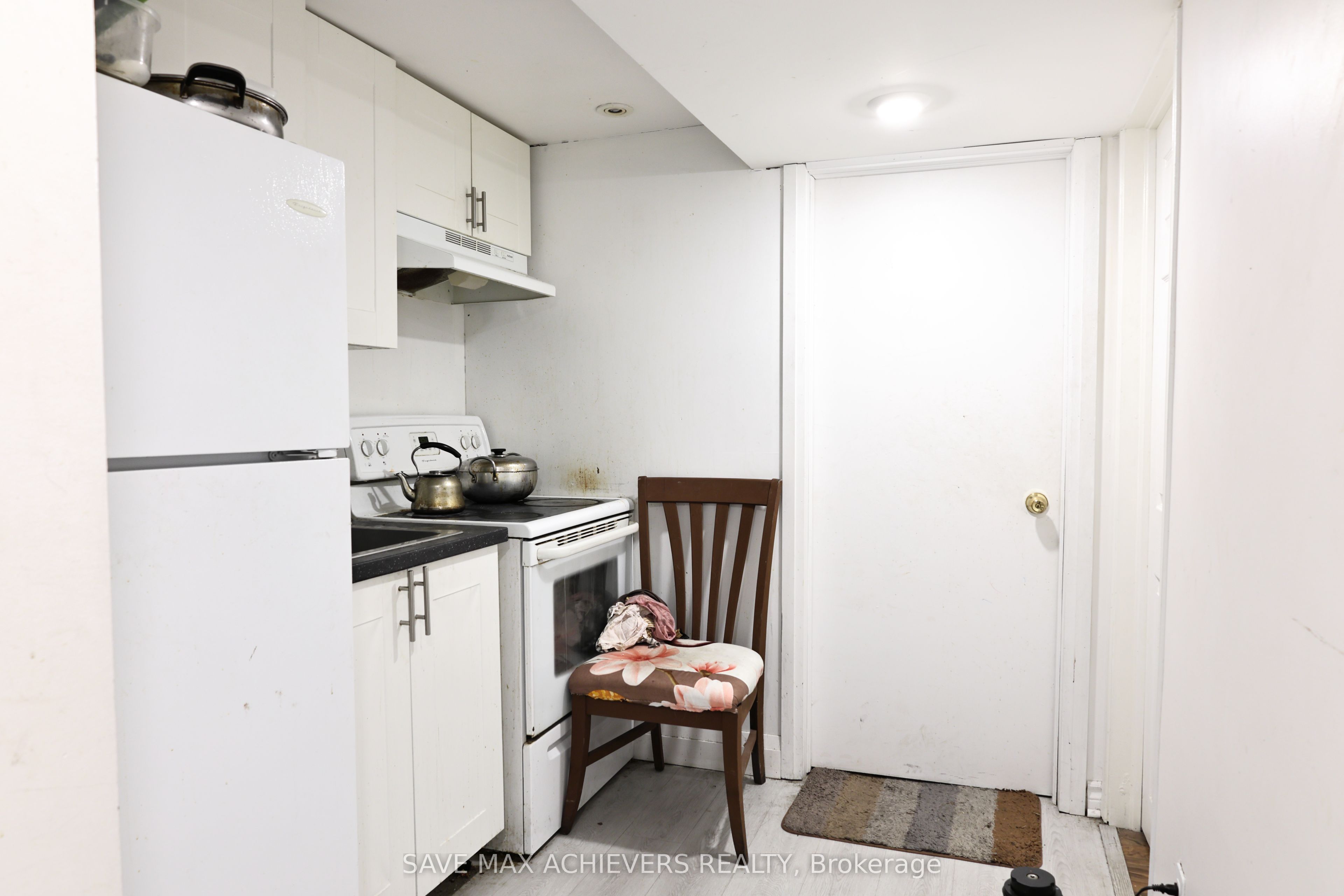 28 Bingham Road Property Photo 45